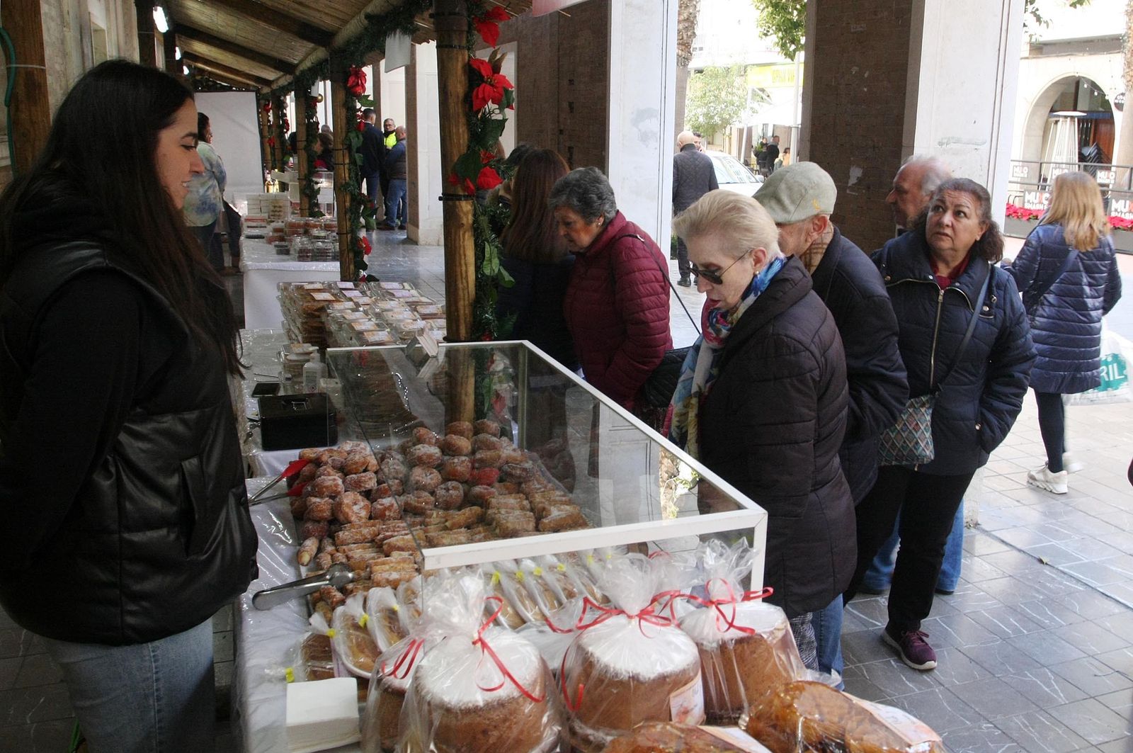 Imágenes de la Muestra de Dulces Navideños de la provincia de Huelva