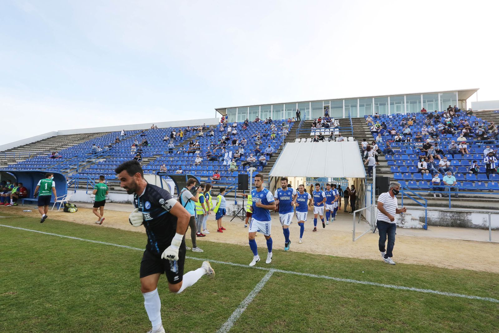 Imágenes del partido entre el XerezDFC y el Jerez industrial