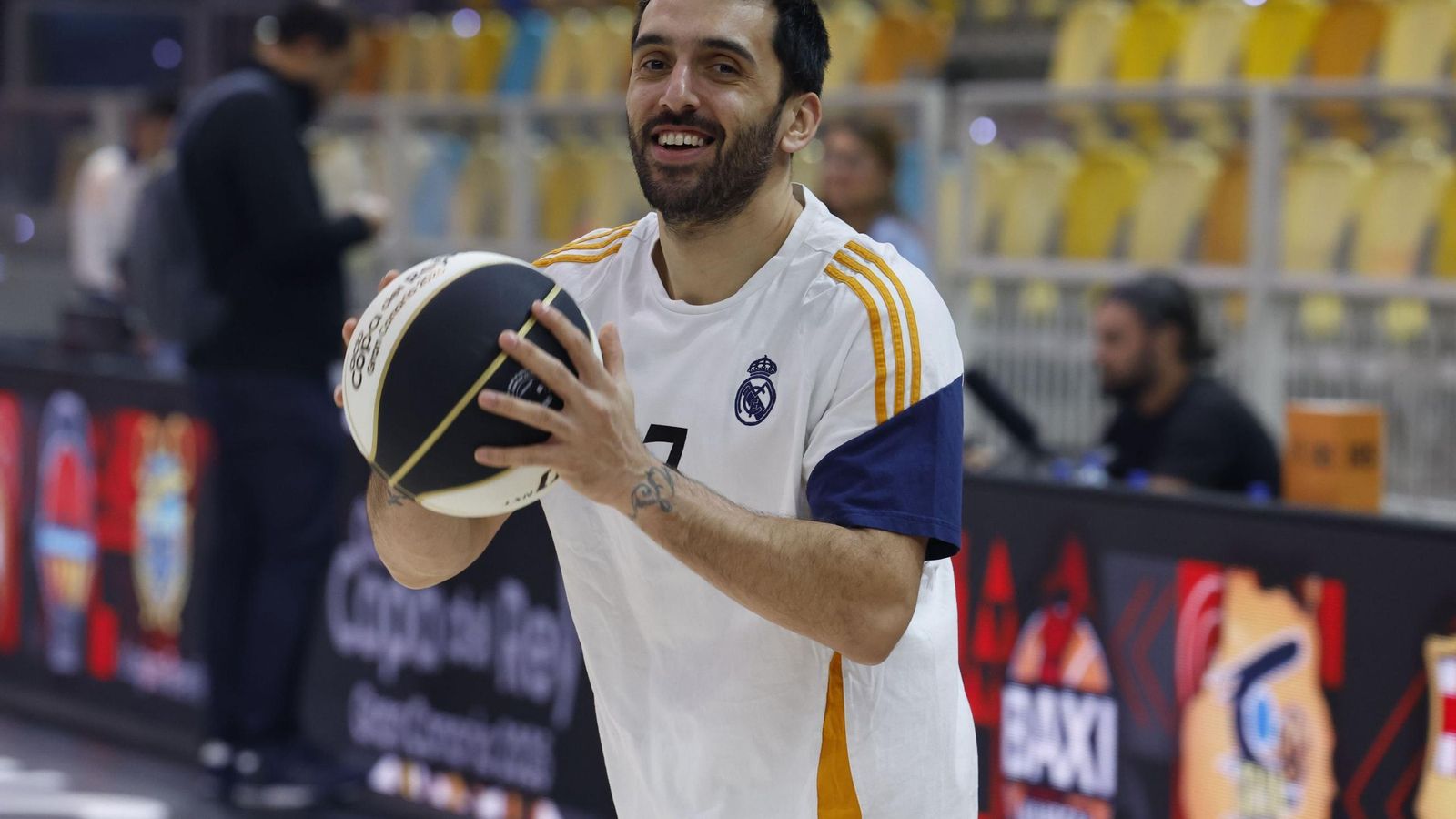 El Unicaja, campeón de Copa: Todas las imágenes del partido, la fiesta y la llegada a Málaga