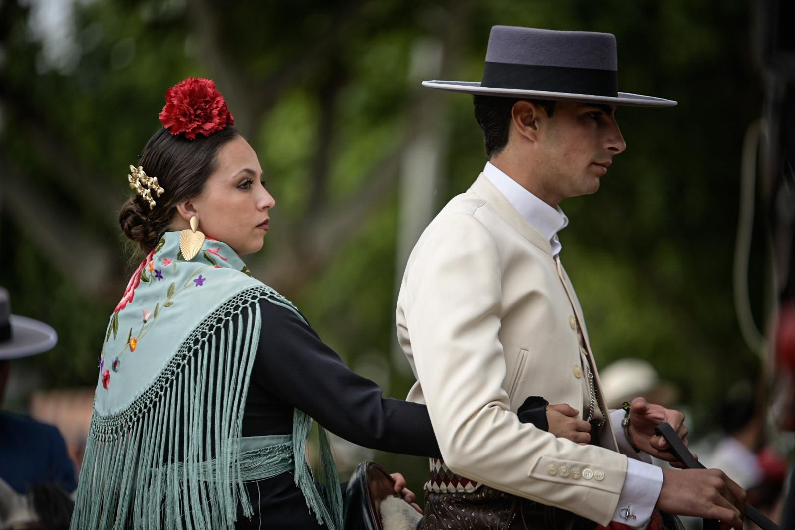 Fotos del bonito ambiente por las calles del real de la Feria de Sevilla