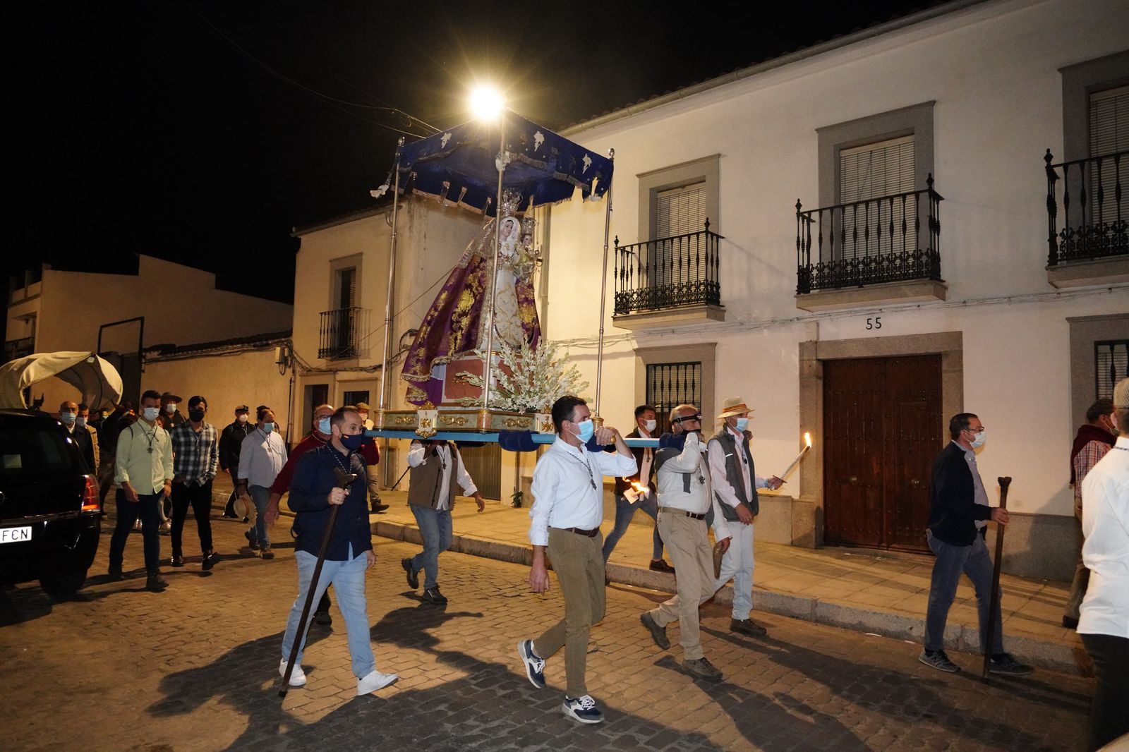 Las fotografías del traslado de la Virgen de Luna al santuario de La Jara