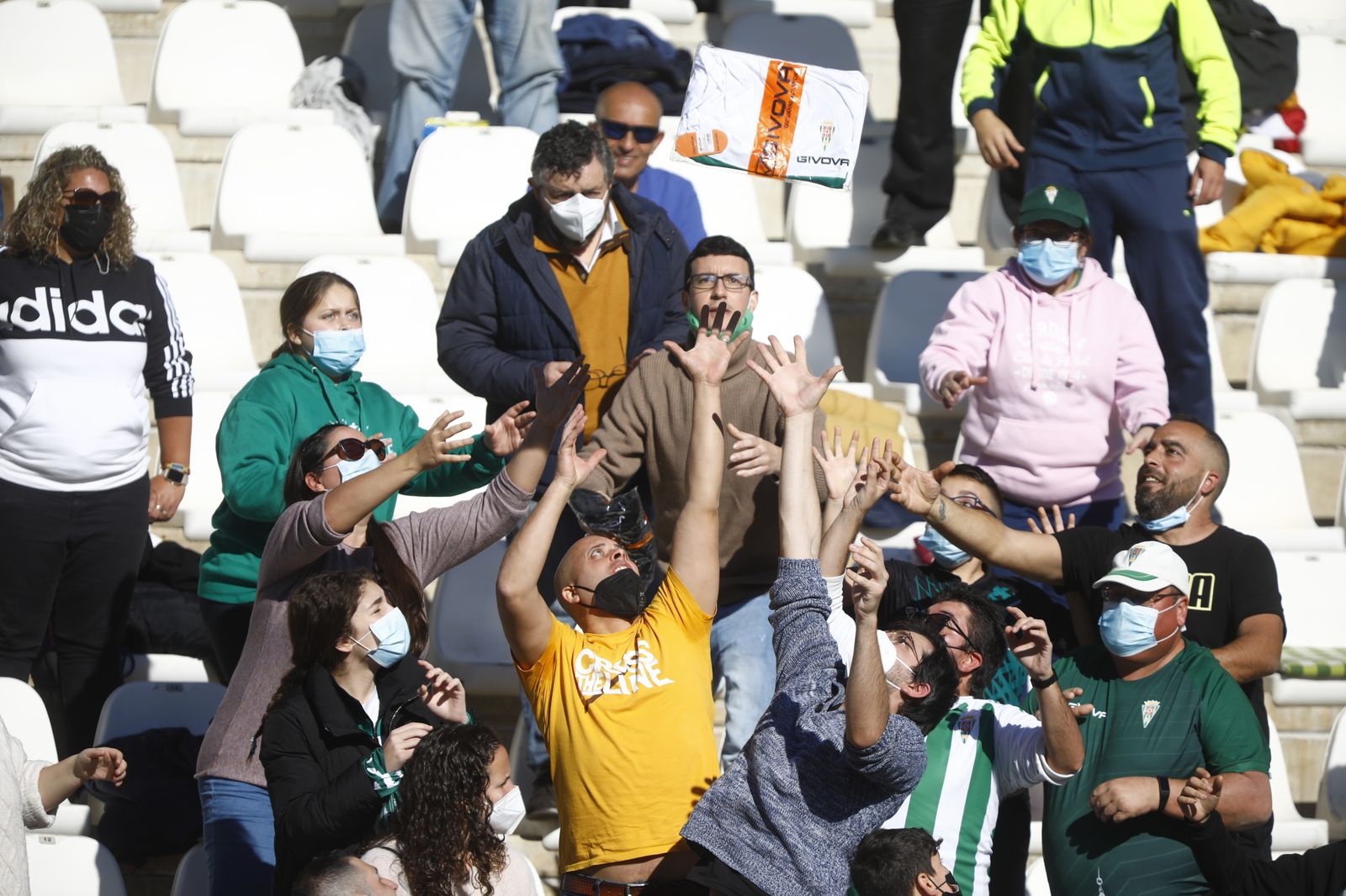 Las imágenes del triunfo del Córdoba CF ante el Panadería Pulido