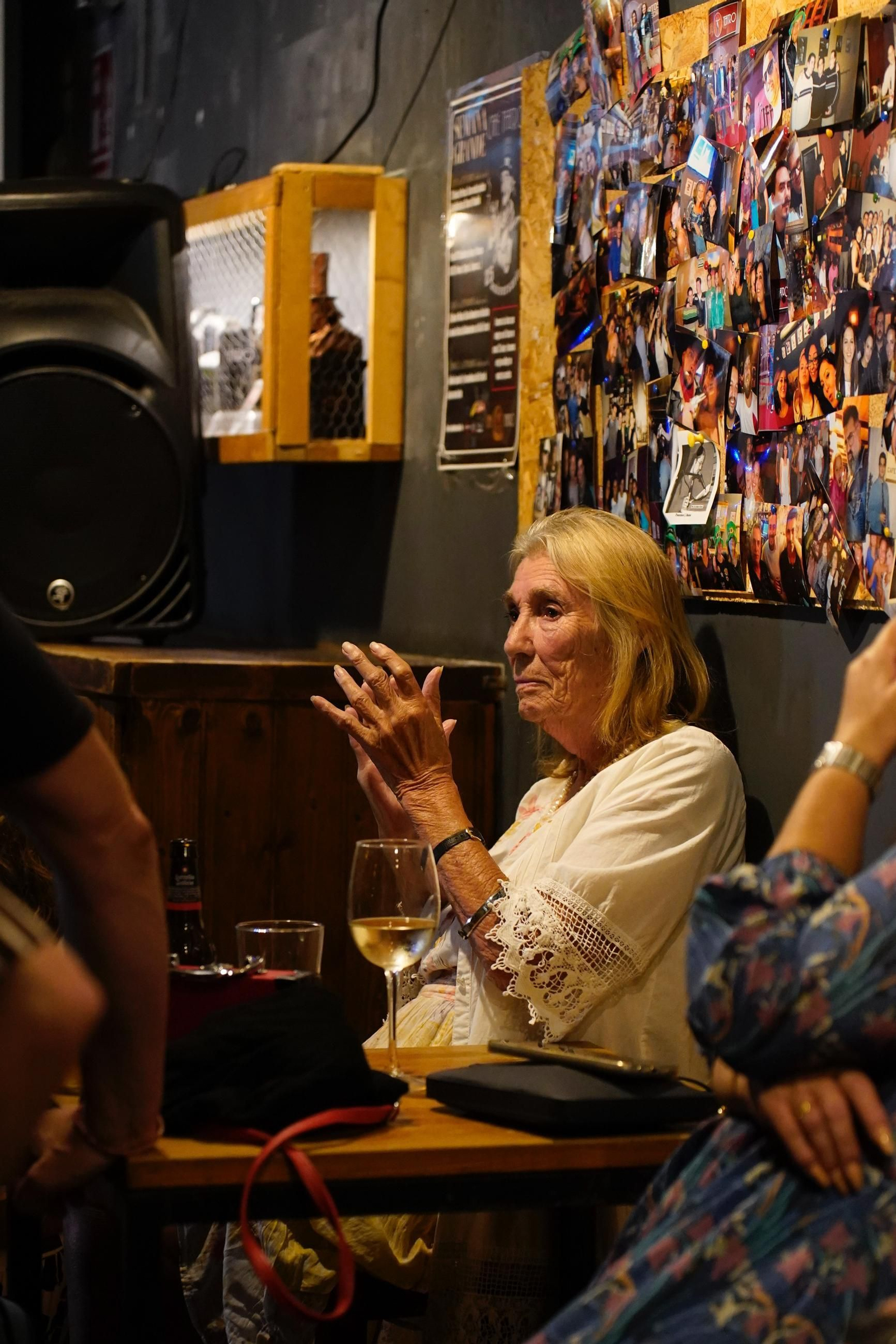 Las fotos del concierto acústico por el 25 aniversario de Café Teatro