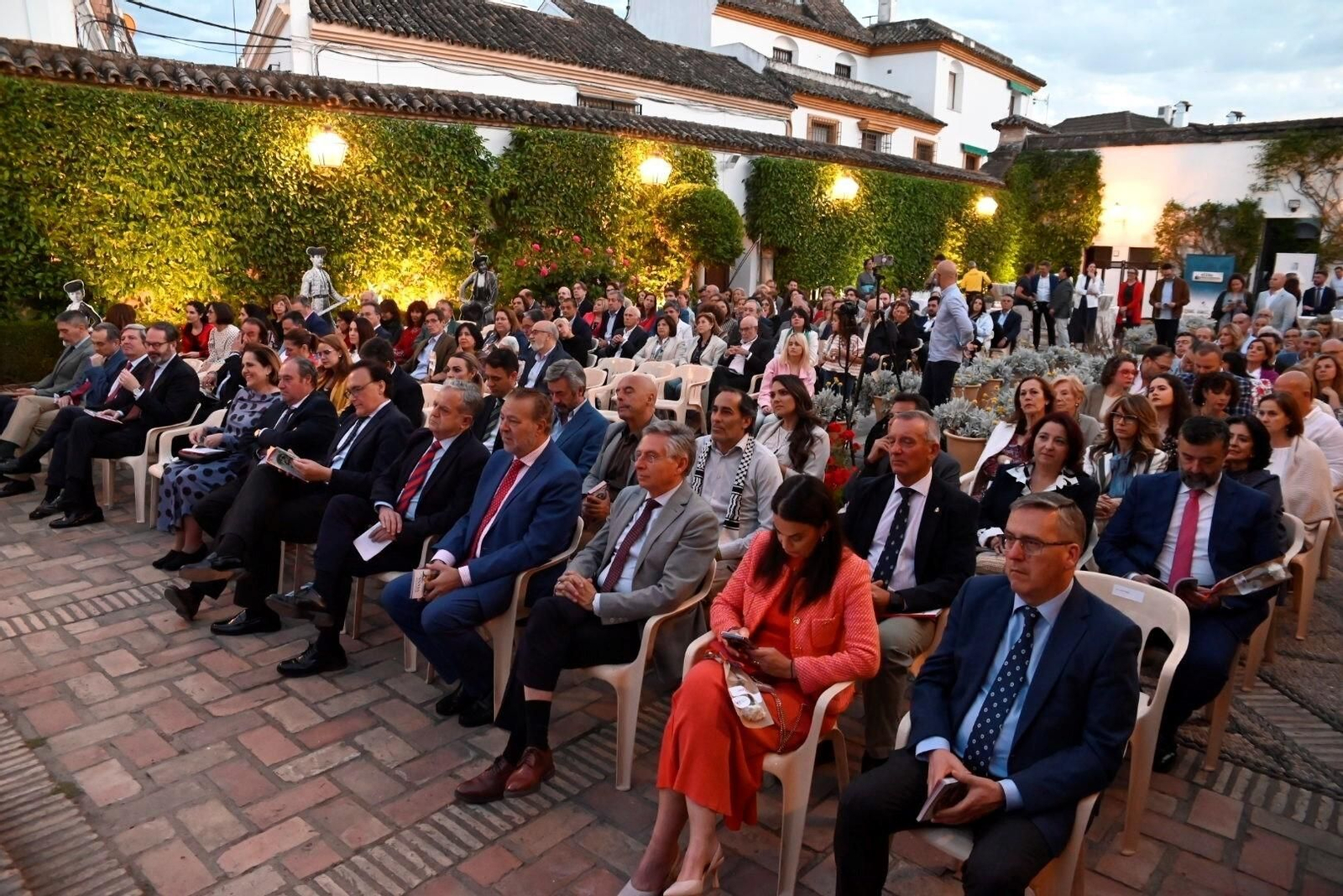 La presentación de la XX Guía de los Patios de Córdoba de 'El Día', en imágenes