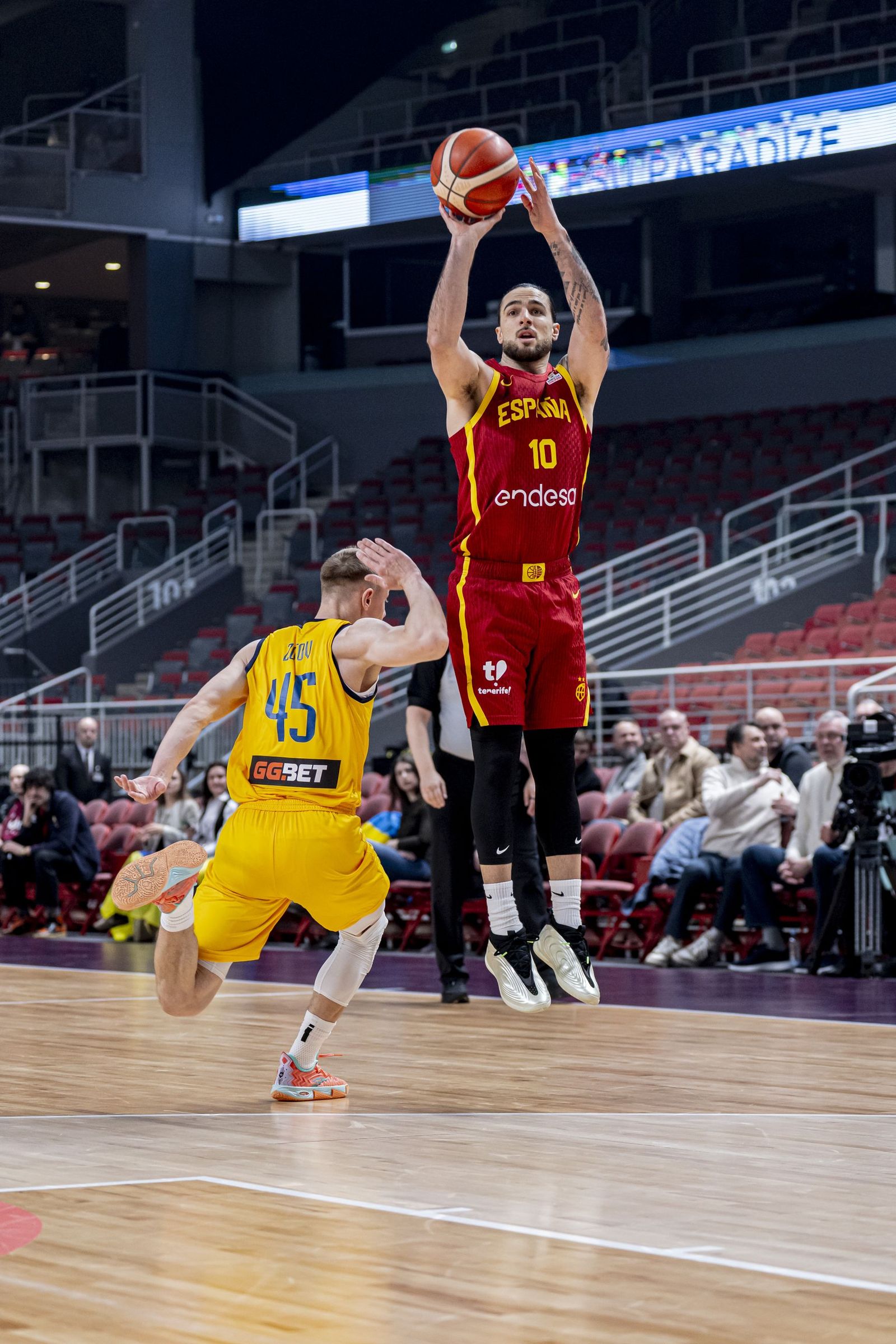 Las mejores fotos del Ucrania-España de baloncesto