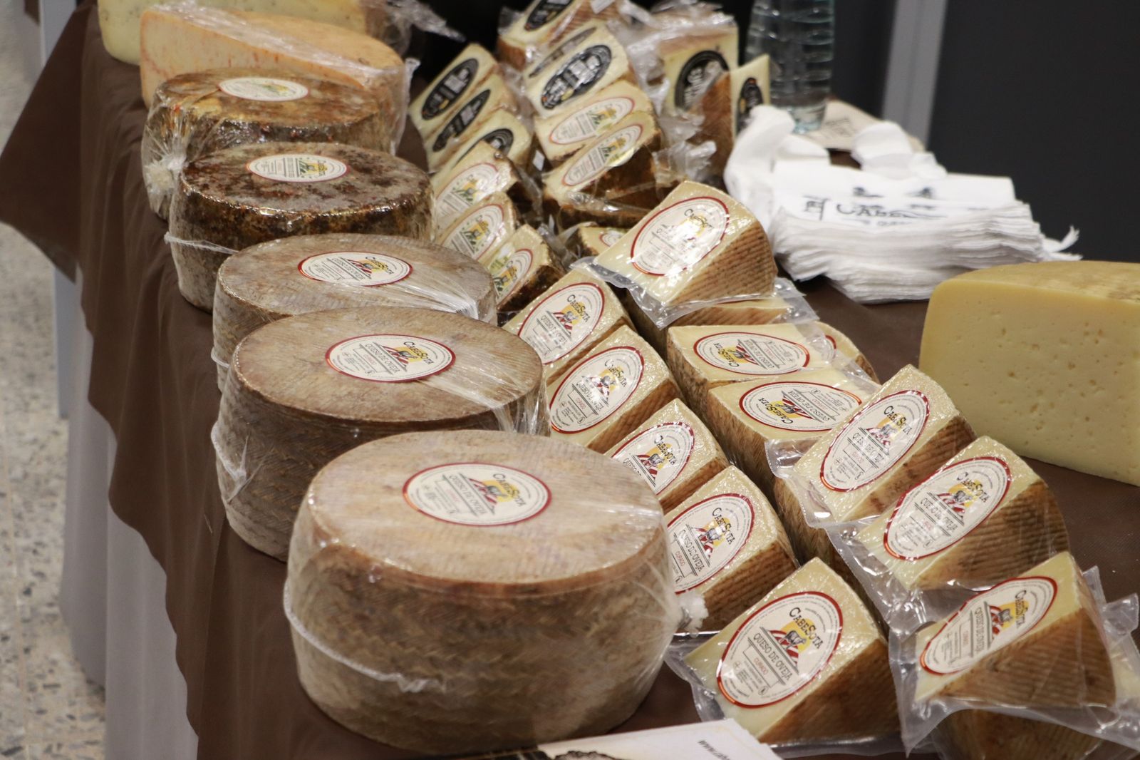 Un paseo en imágenes por la Feria del Queso de Los Pedroches