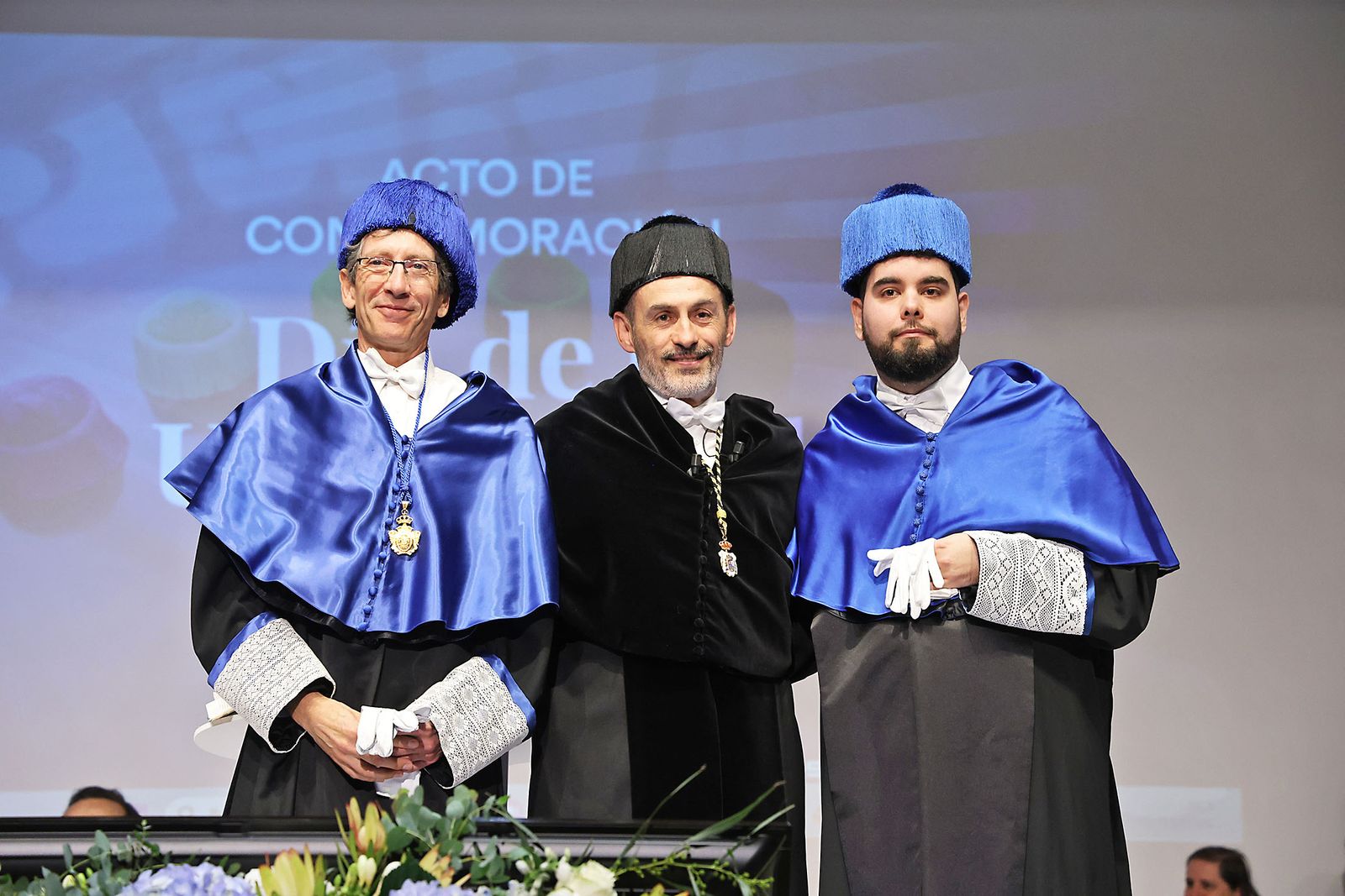 Fotografías de la investidura de los nuevos doctores y doctoras en el acto del 3 de marzo de la universidad de Huelva