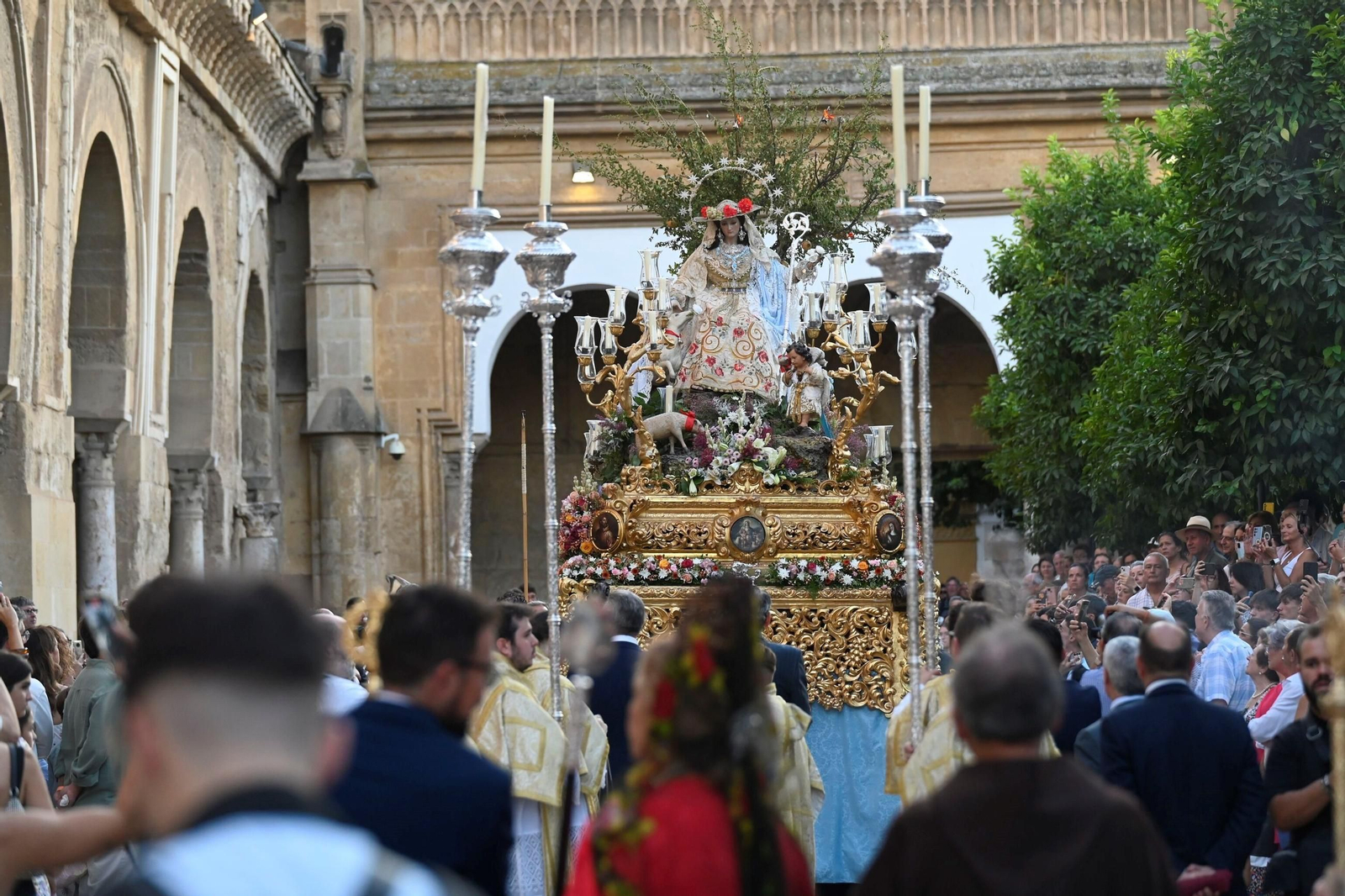 Las mejores fotos de la procesión de la Divina Pastora de Córdoba