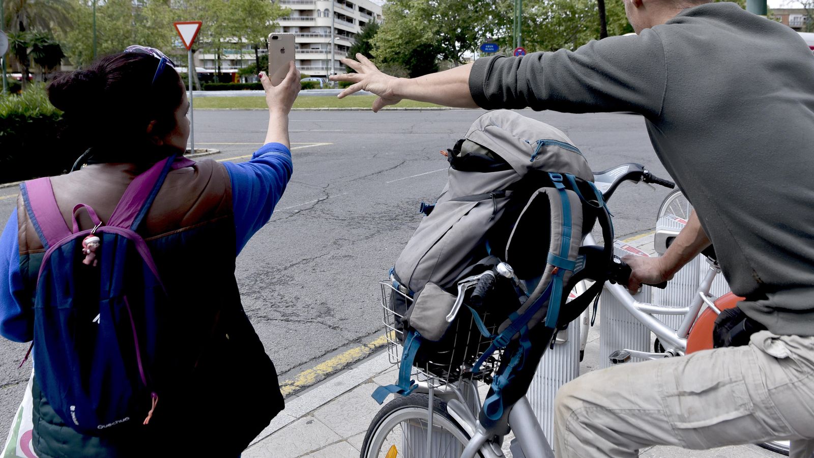 Un tironero de móviles en plena acción, en una imagen de archivo.