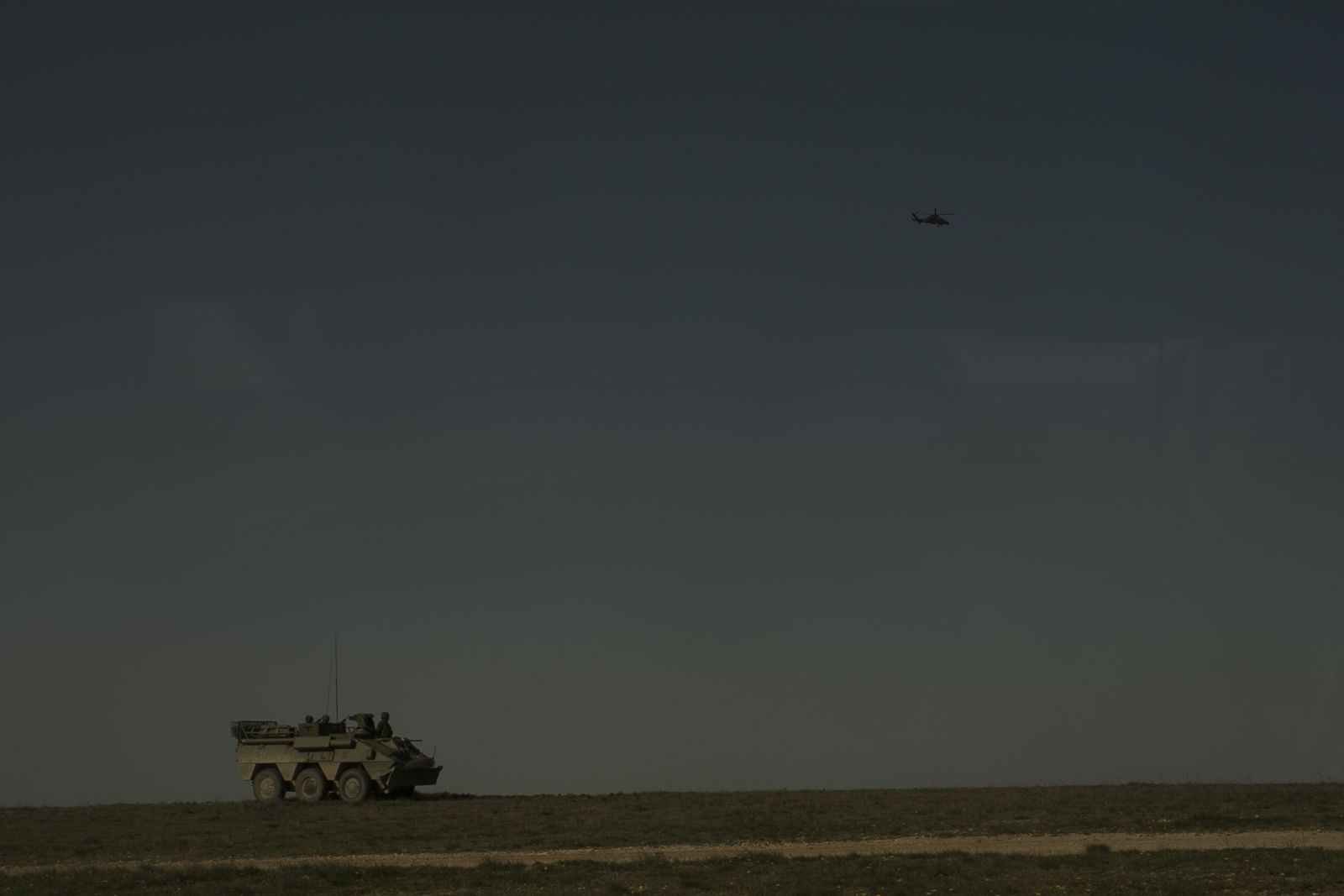 De maniobras con la Legión