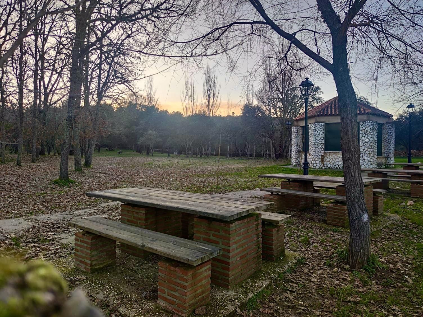 El sencillo y hermoso sendero que inicia en El Talenque y va desde Fuenteheridos hasta Valdelarco