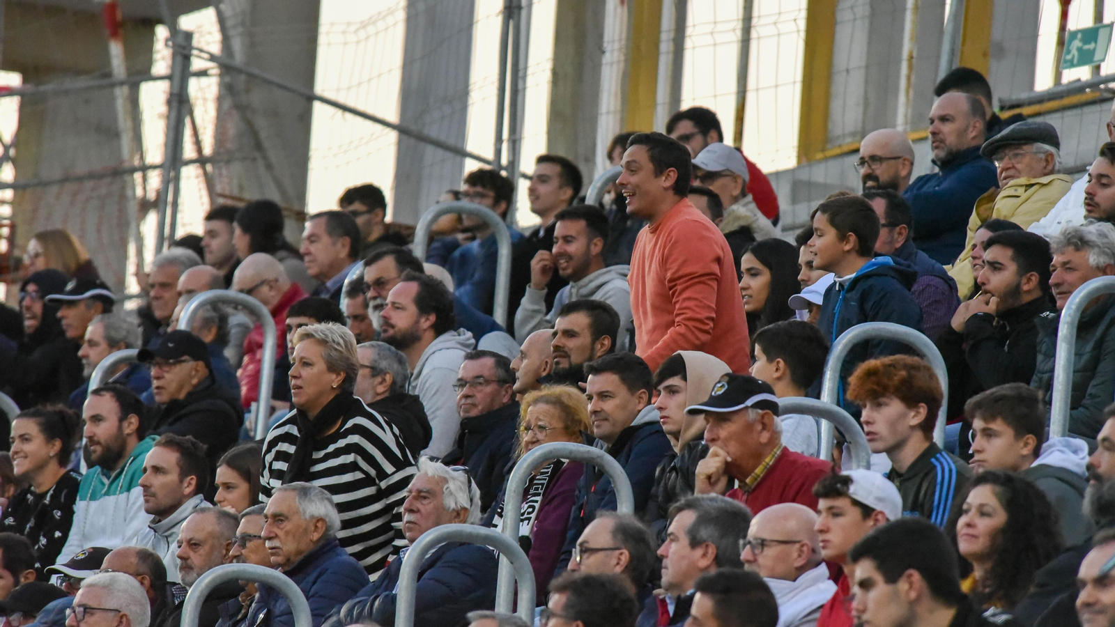 Búscate durante el Balona - UCAM Murcia en el Ciudad de La Línea