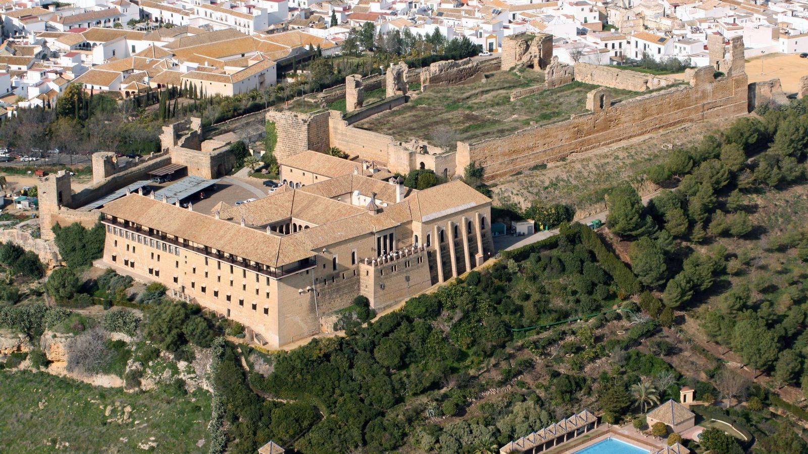 Alcázar del Rey Don Pedro