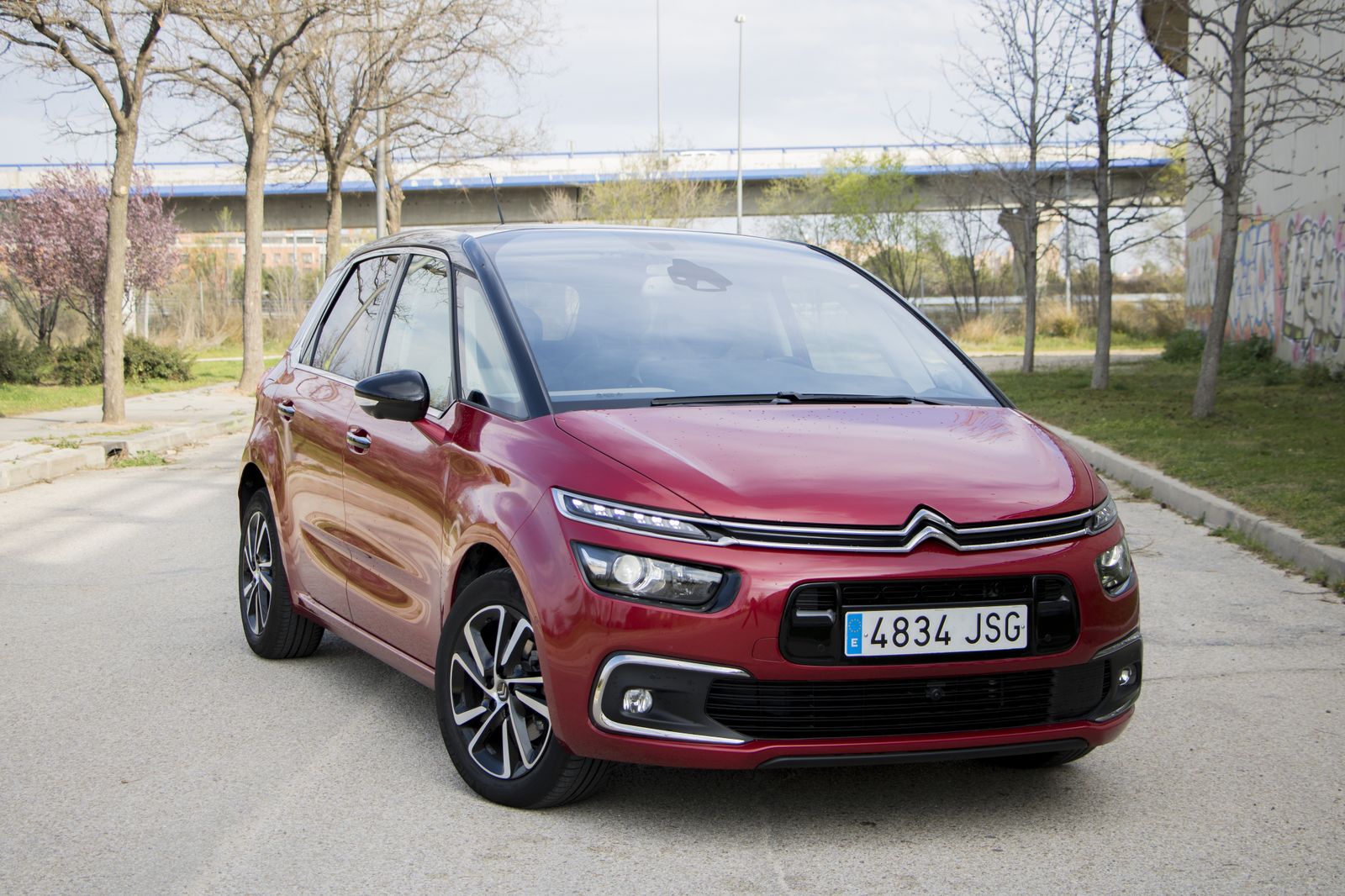 Este nuevo Citroën C4 Picasso incorpora un frontal mejorado.