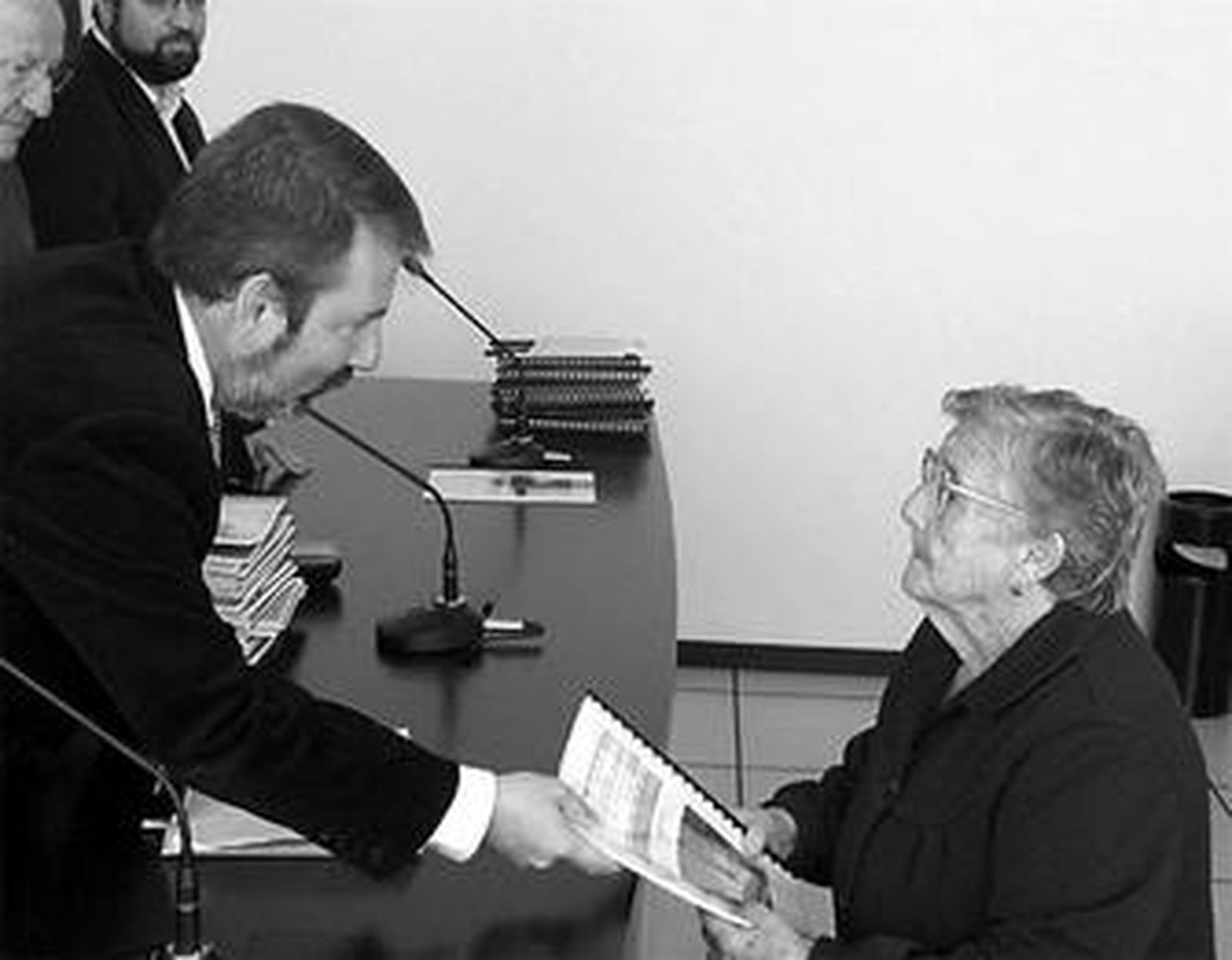 Un momento de la entrega de los proyectos.