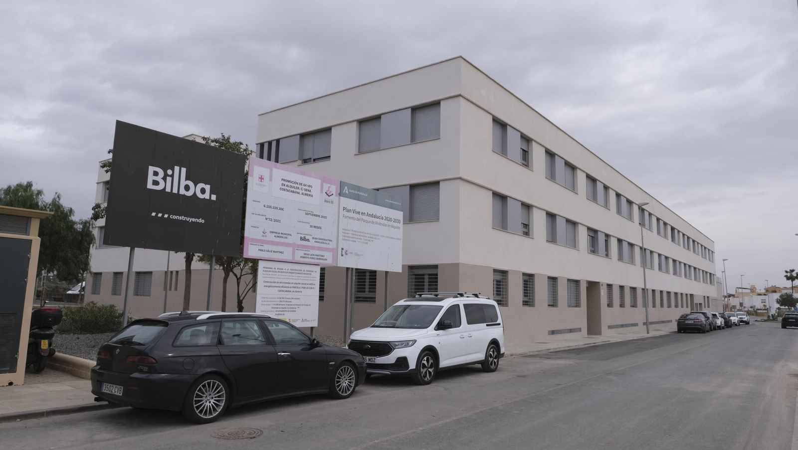 Las imágenes de la entrega de viviendas de VPO en Costacabana