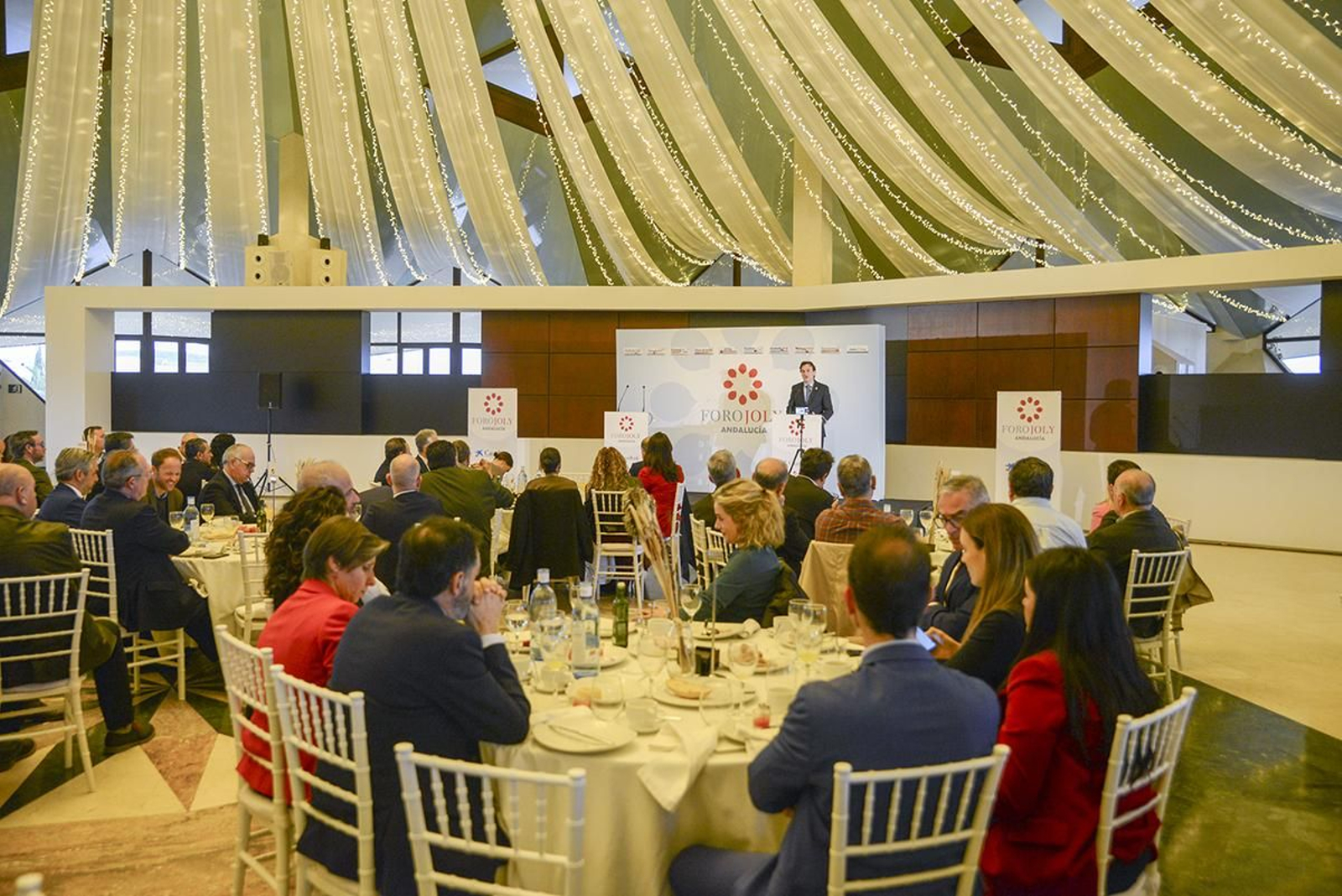 En imágenes: así ha sido el desayuno informativo de Jaén Hoy con el alcalde, Agustín González