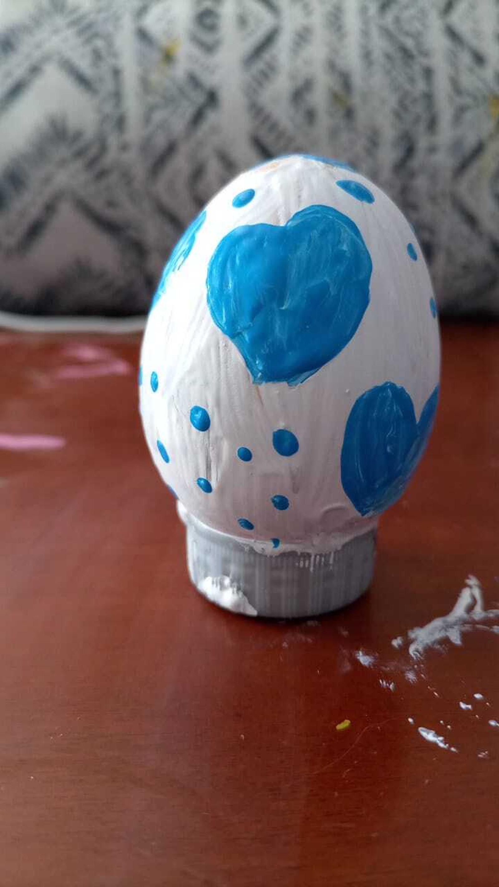 La singular tradición de los huevos pintados de Pascua de Fuente Carreteros, en fotografías