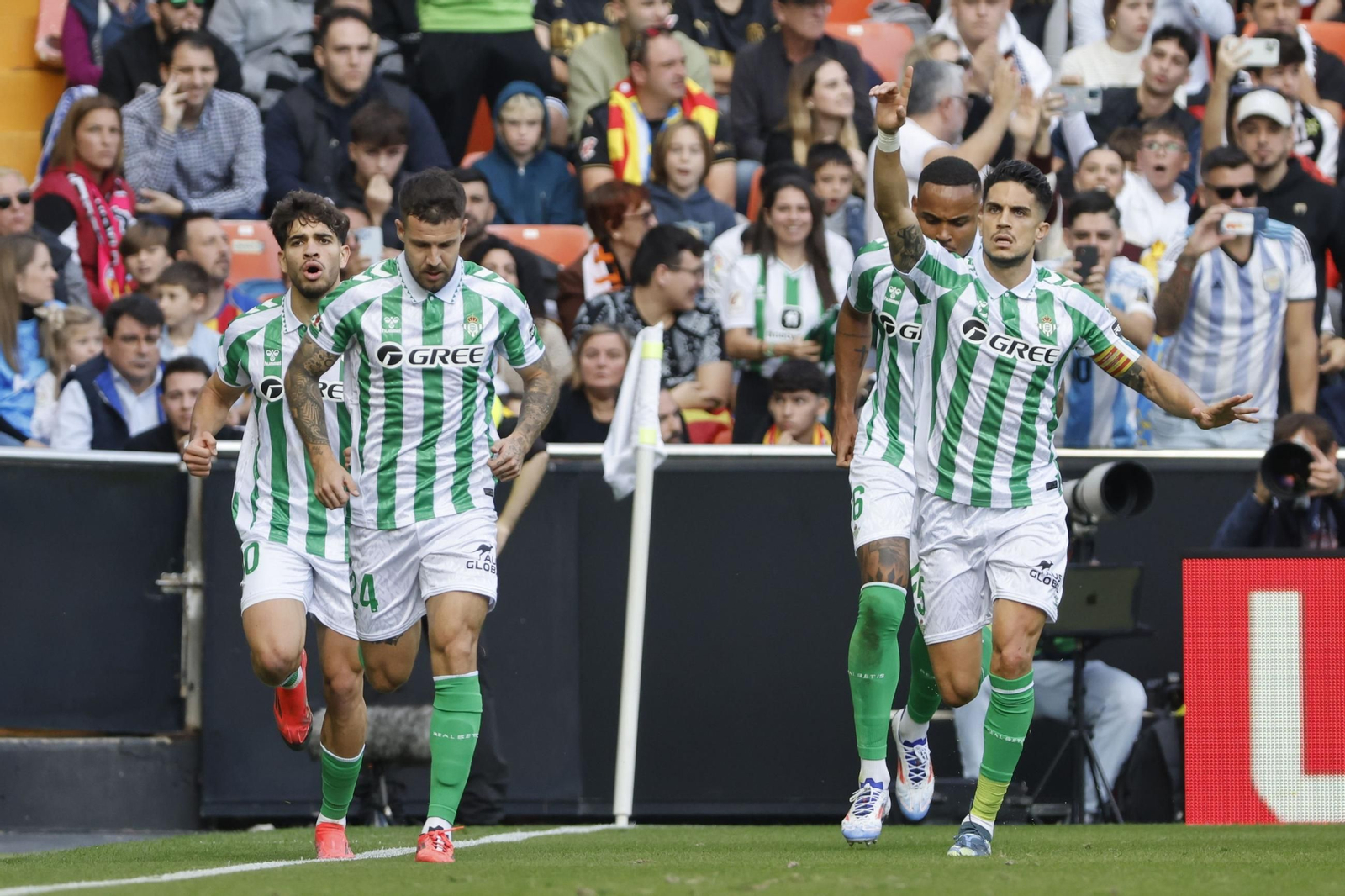 Las fotos del emotivo Valencia - Betis