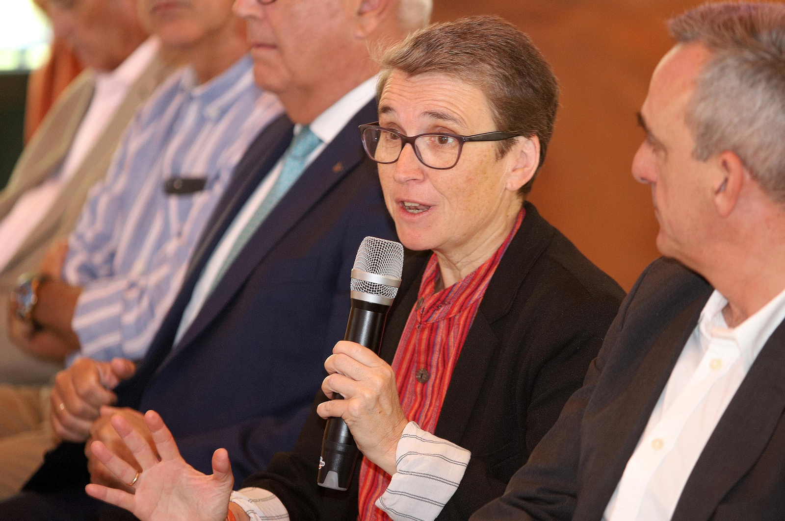 Imágenes del Foro Gerardo Rojas con Teresa Rasero como conferenciante