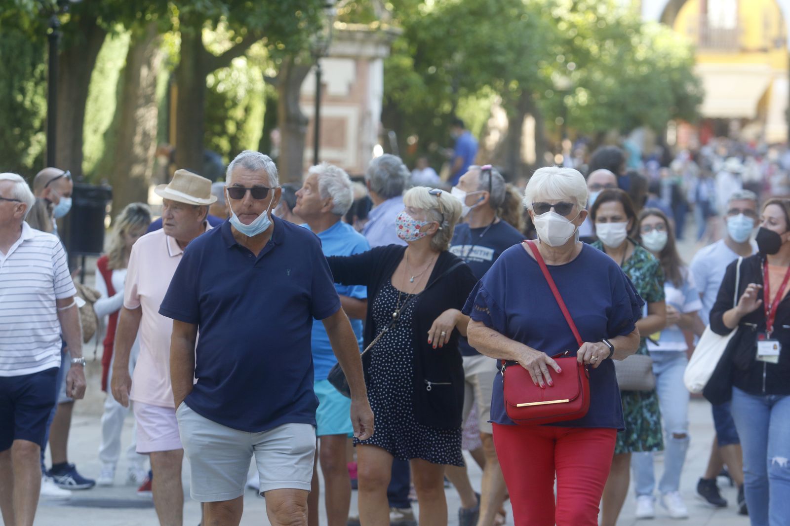 Lleno al completo en Córdoba en el puente del Pilar