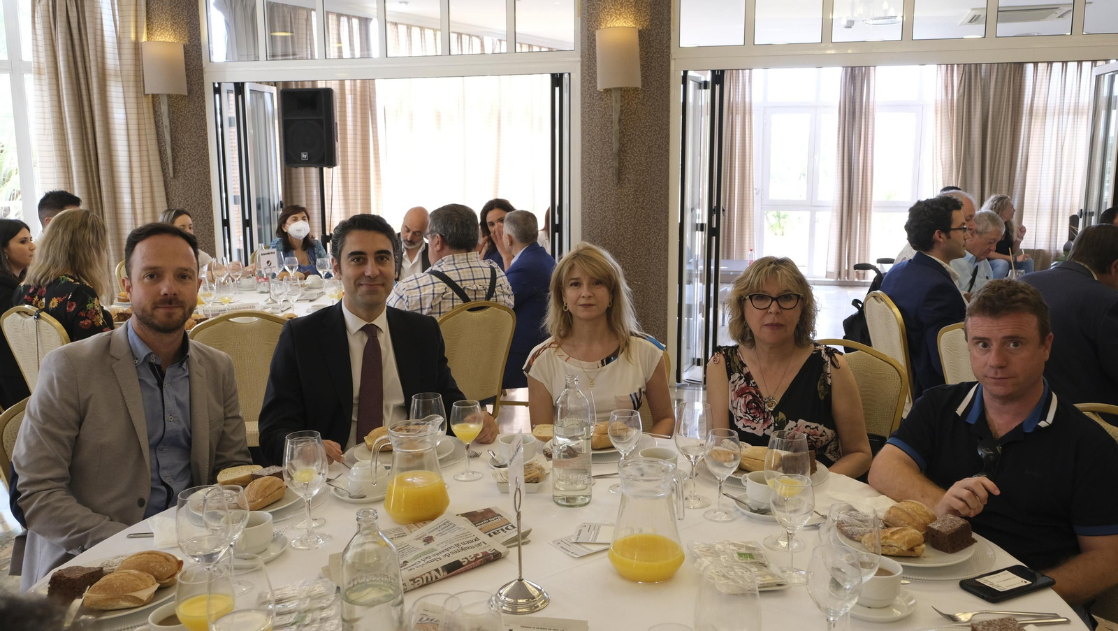 Imágenes del desayuno coloquio de Diario de Almeria y Hidralia.