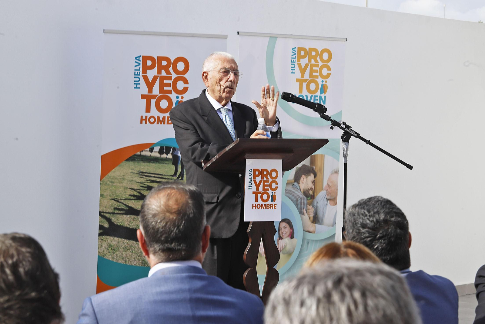 Imágenes de la inauguración del nuevo edificio de Proyecto Hombre en Huelva