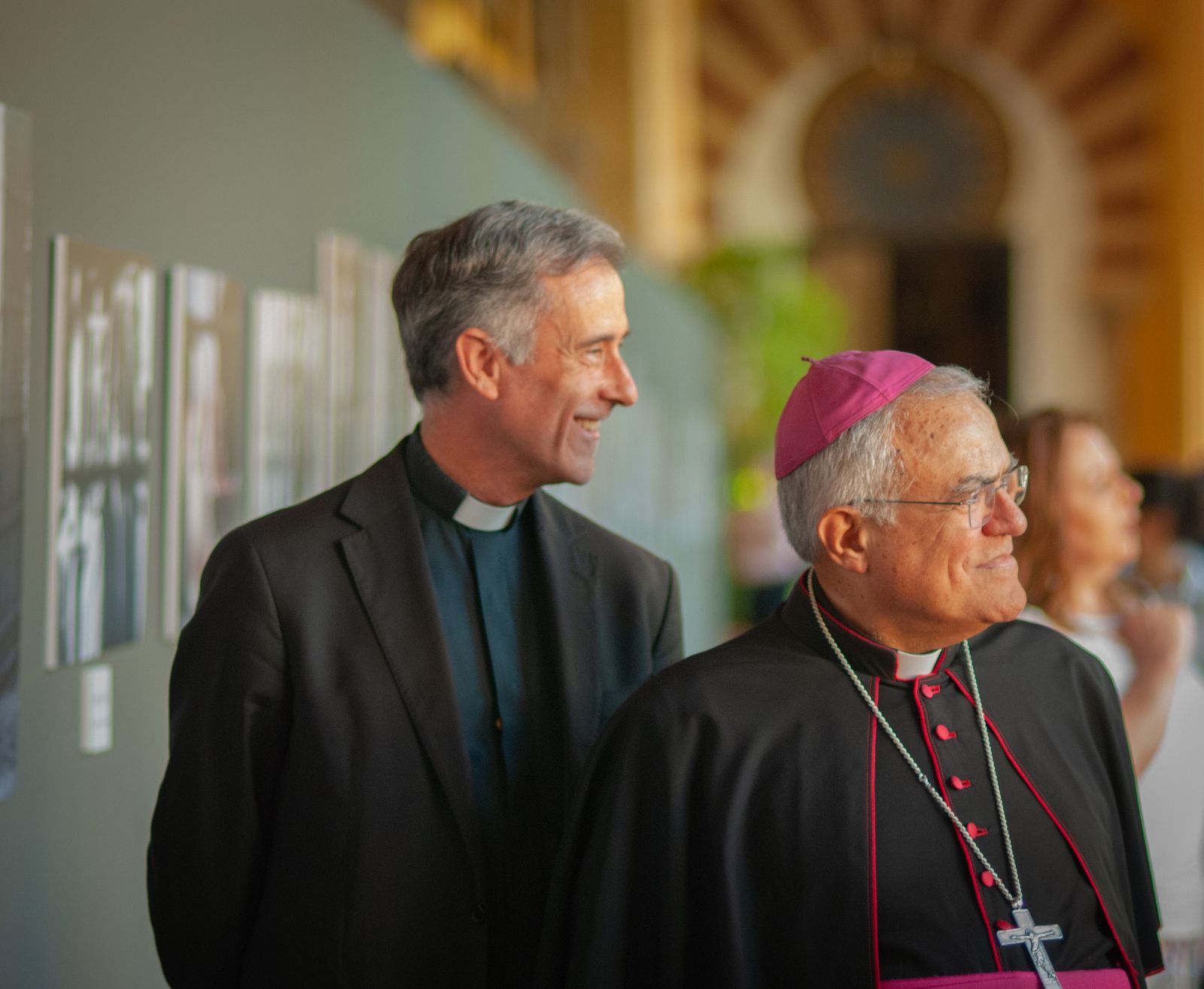La exposición 'Ventanas al cielo. Dentro de la clausura' de Córdoba, en imágenes