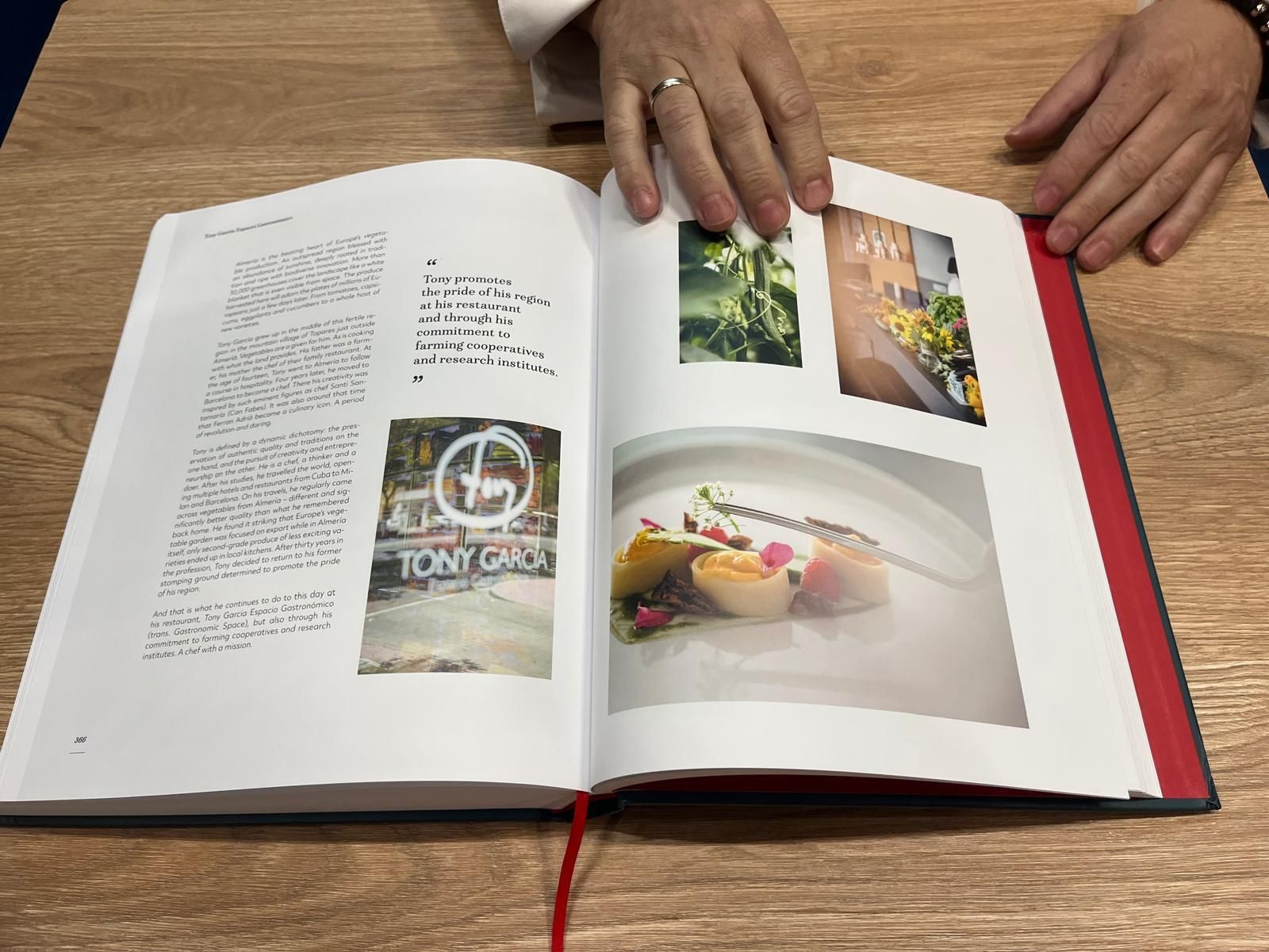 Tony García renueva en Londres el reconocimiento a su cocina verde: "Es un homenaje a los agricultores de Almería"