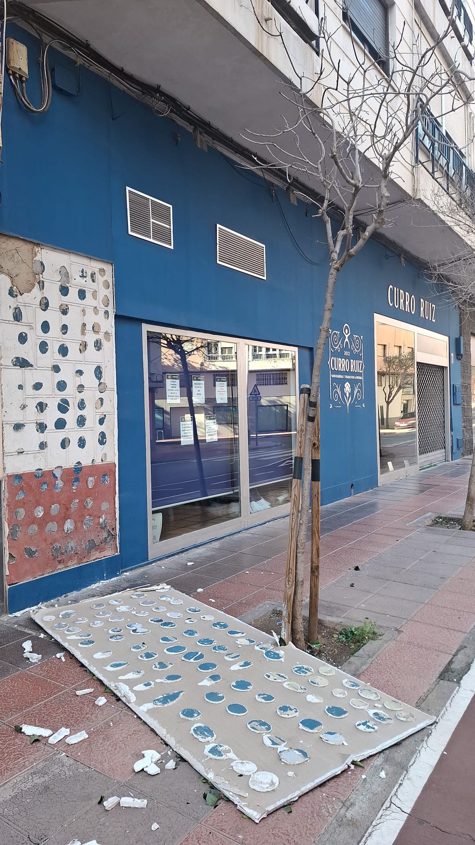 Fachadas en el suelo.