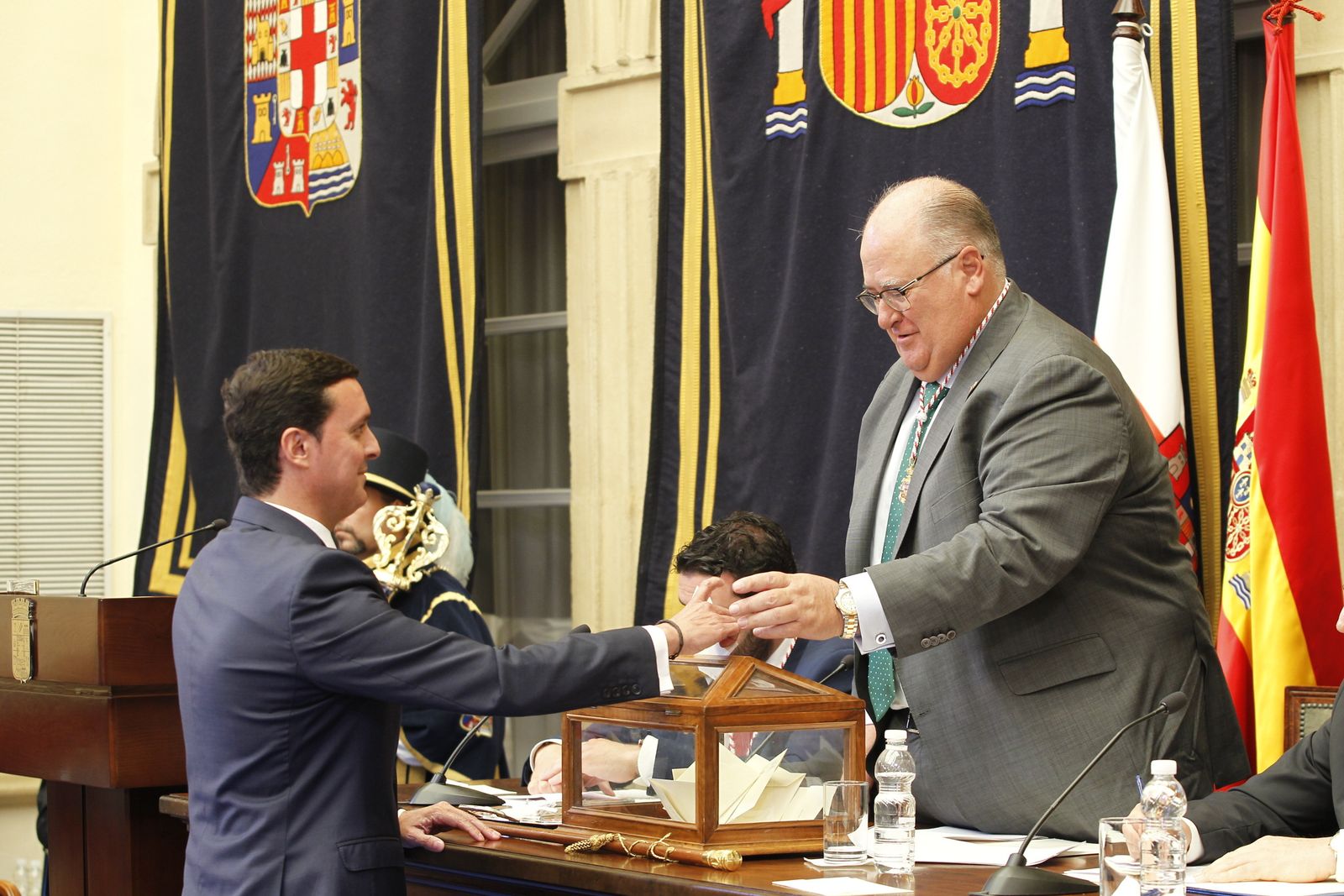 Pleno investidura Presidente Diputación de Almería. Javier Aureliano García