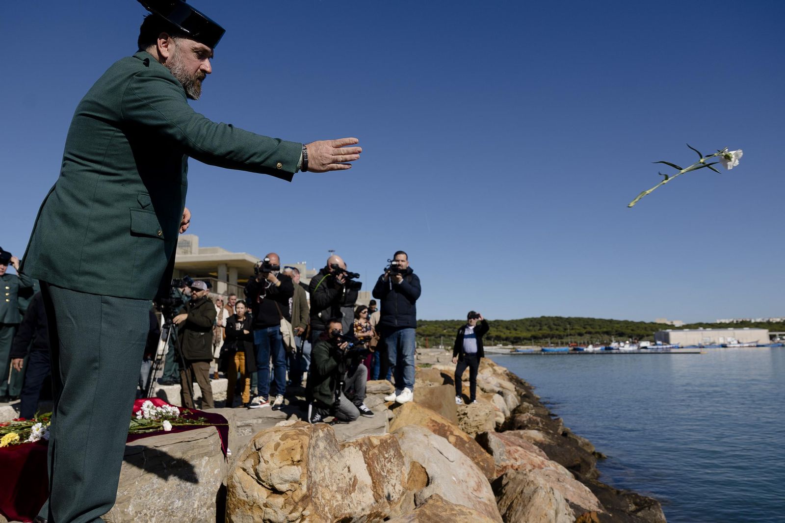 Todas las imágenes del homenaje homenaje a los dos guardias civiles que murieron arrollados por una narcolancha