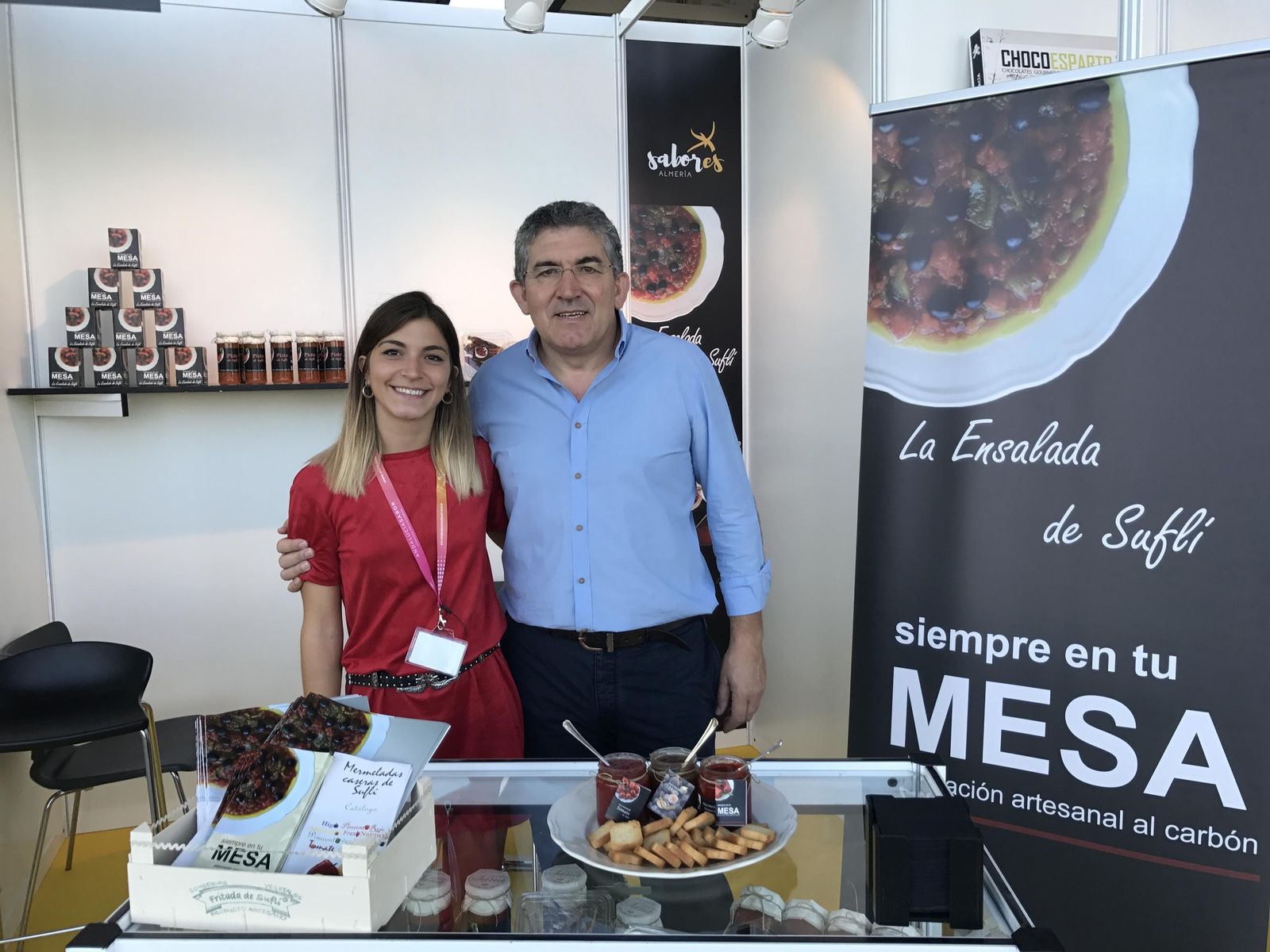 Elena y Francisco Torres, comercial y gerente.