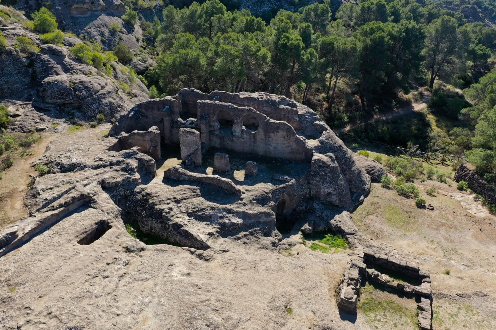 Vista aérea de las ruinas de Bobastro.