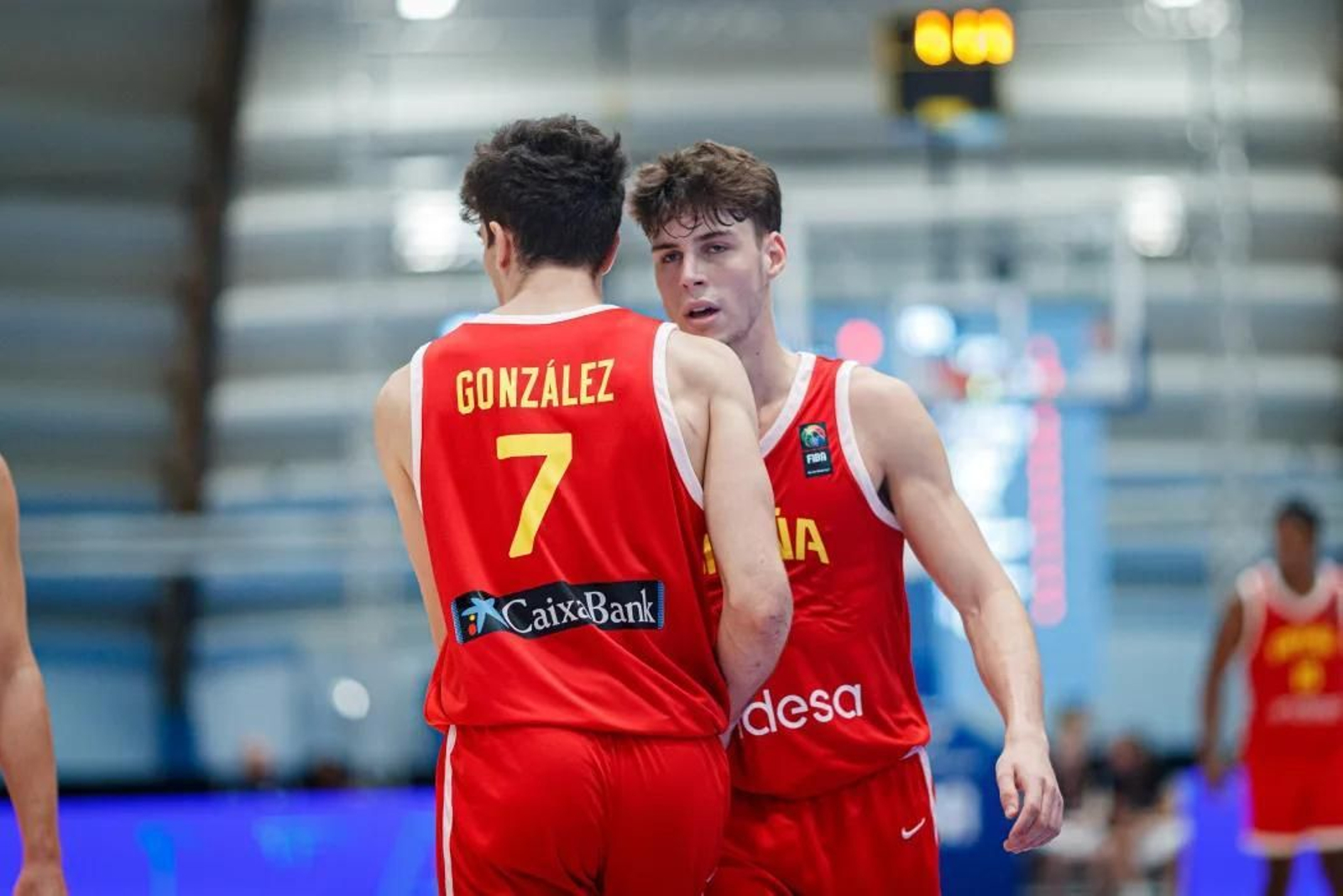 Día aciago de Mario Saint-Supéry en otra debacle de España en el Europeo sub 18