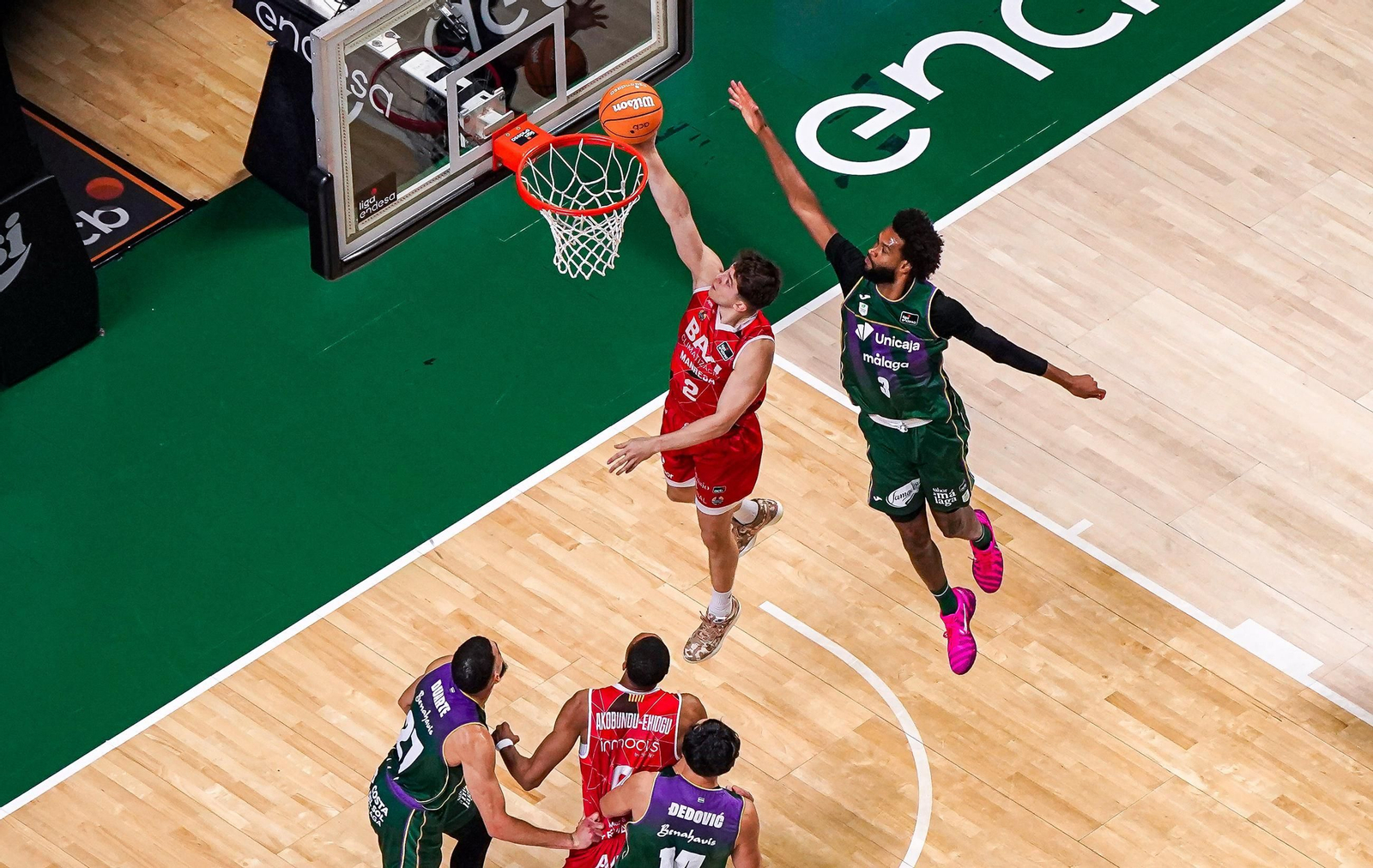 El Unicaja-Baxi Manresa, en fotos