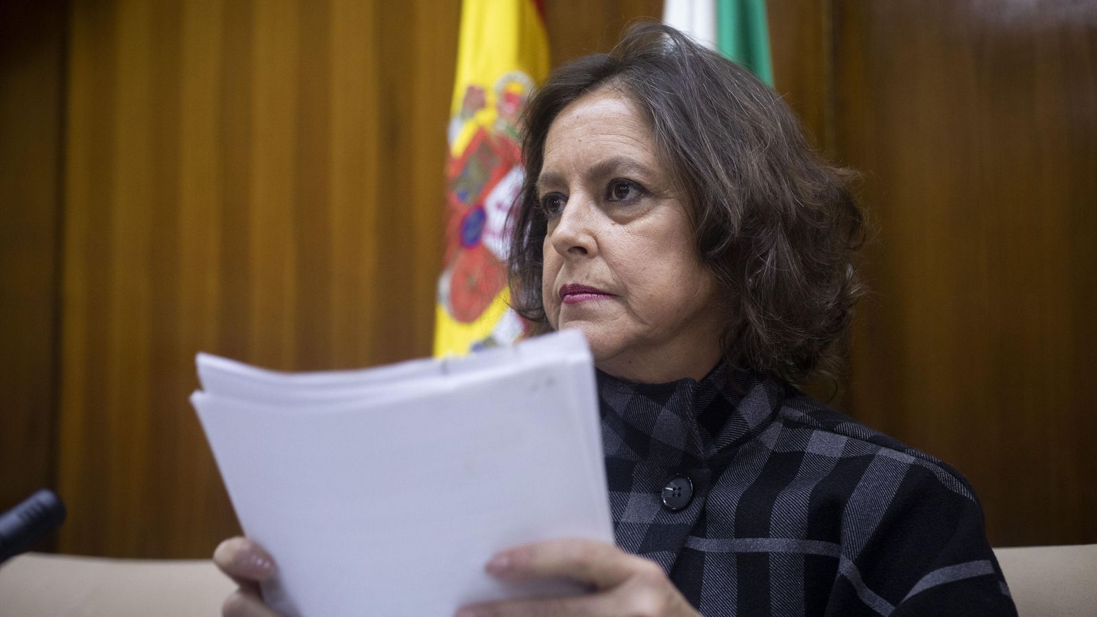 La consejera de Salud en la Comisión del Parlamento andaluz.