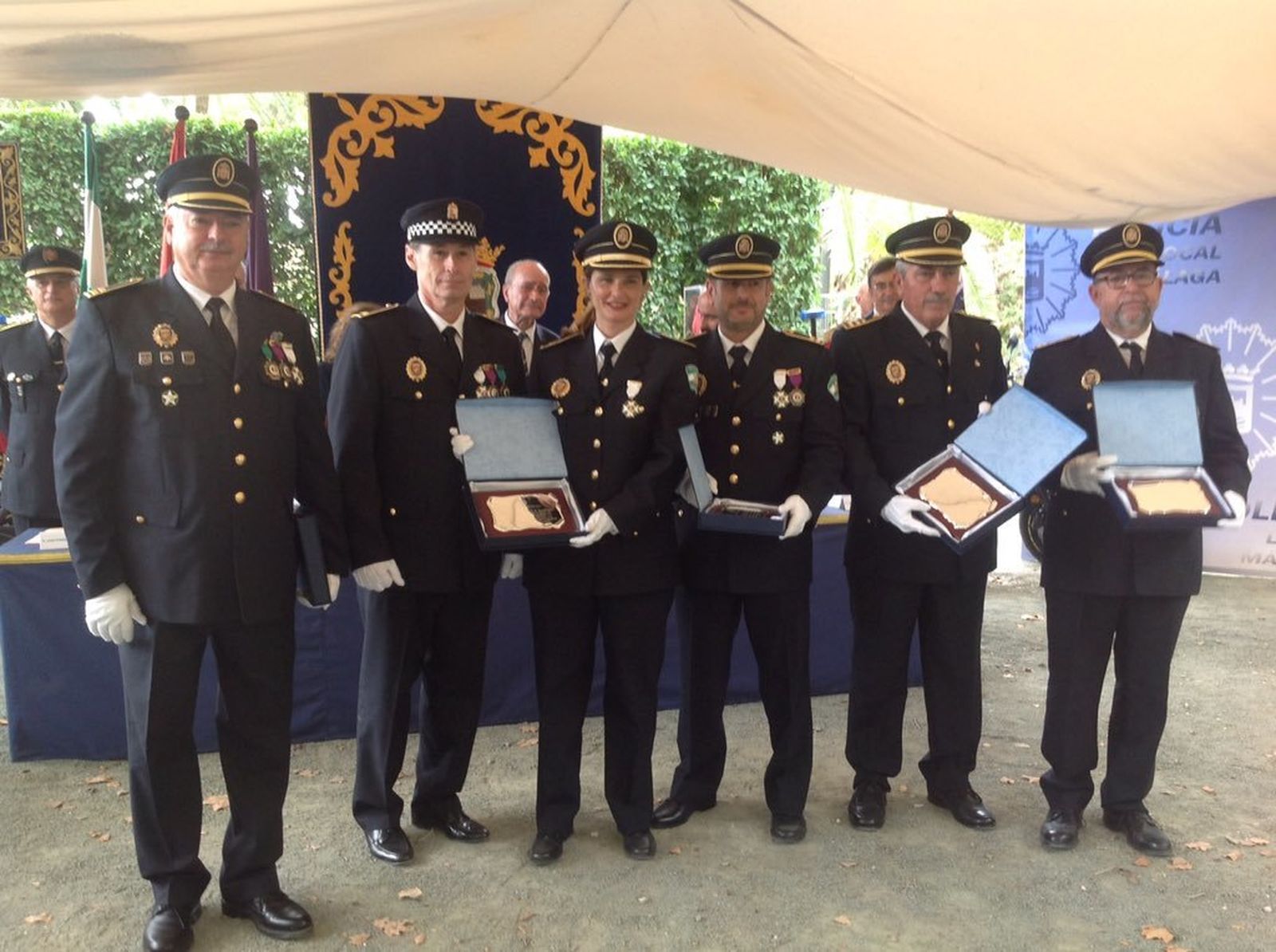 Reconocimiento a los policías locales