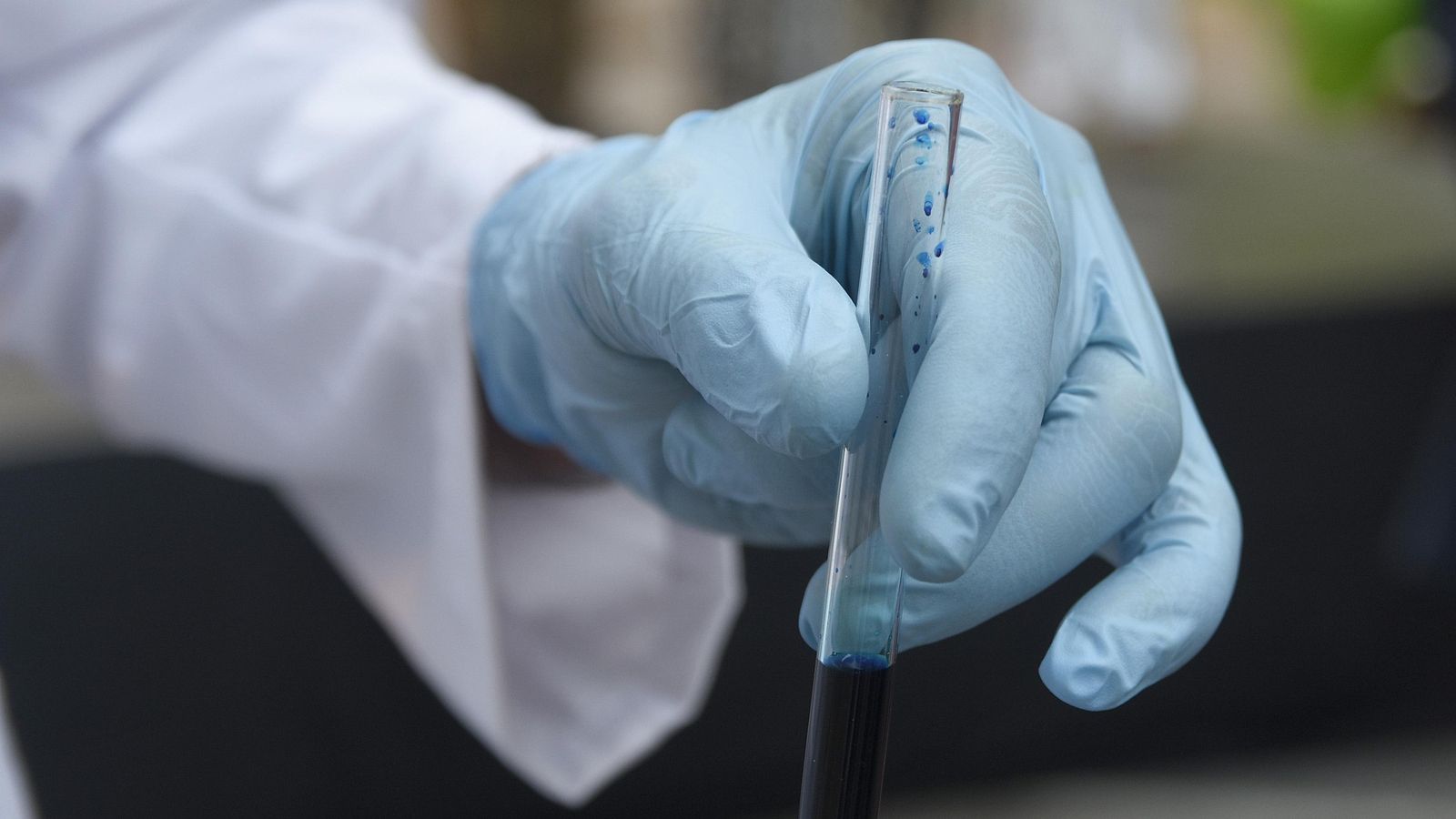 Los investigadores demandan para España un Plan Nacional de Investigación en Cáncer.