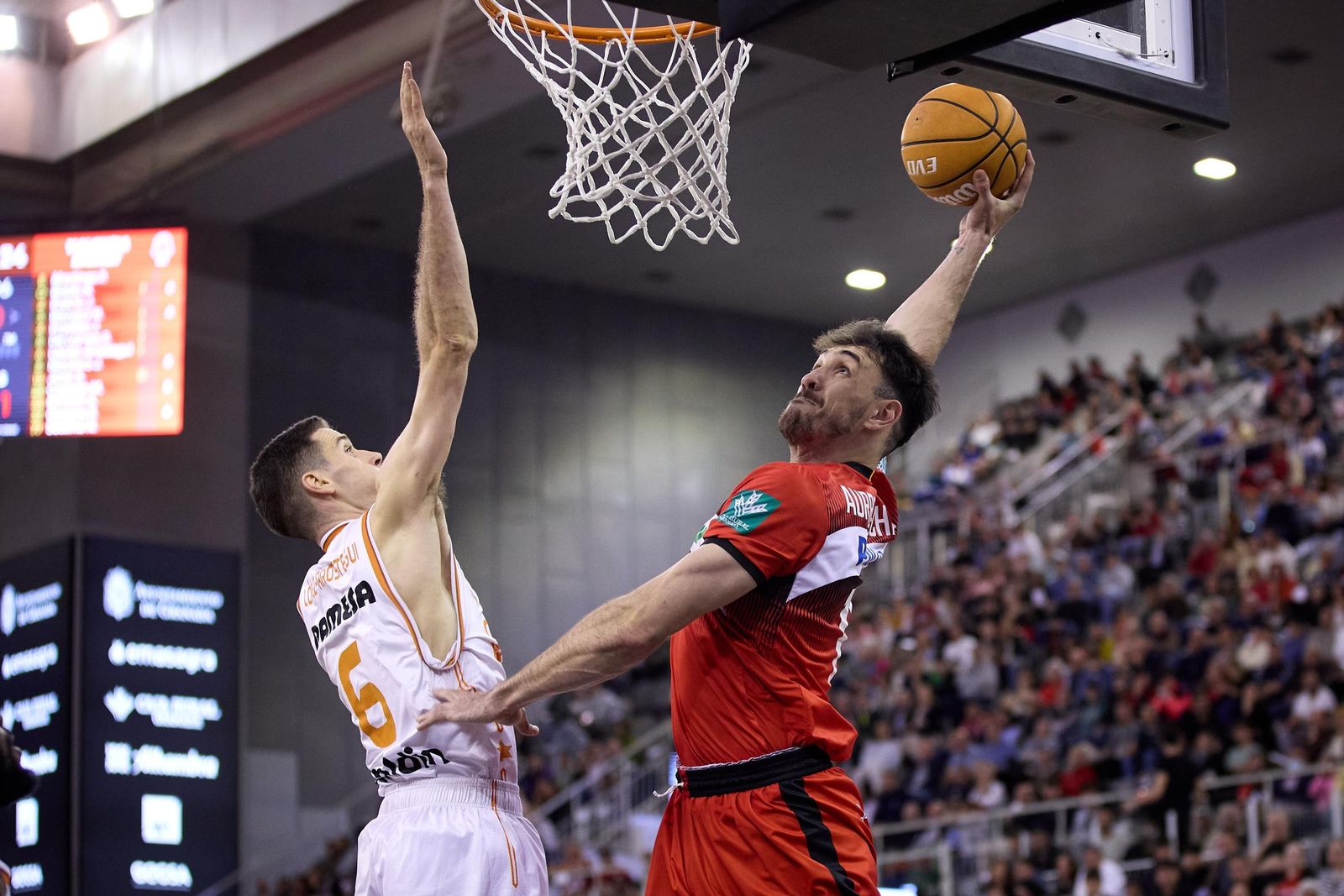 Las mejores imágenes del Covirán Granada-Valencia Basket
