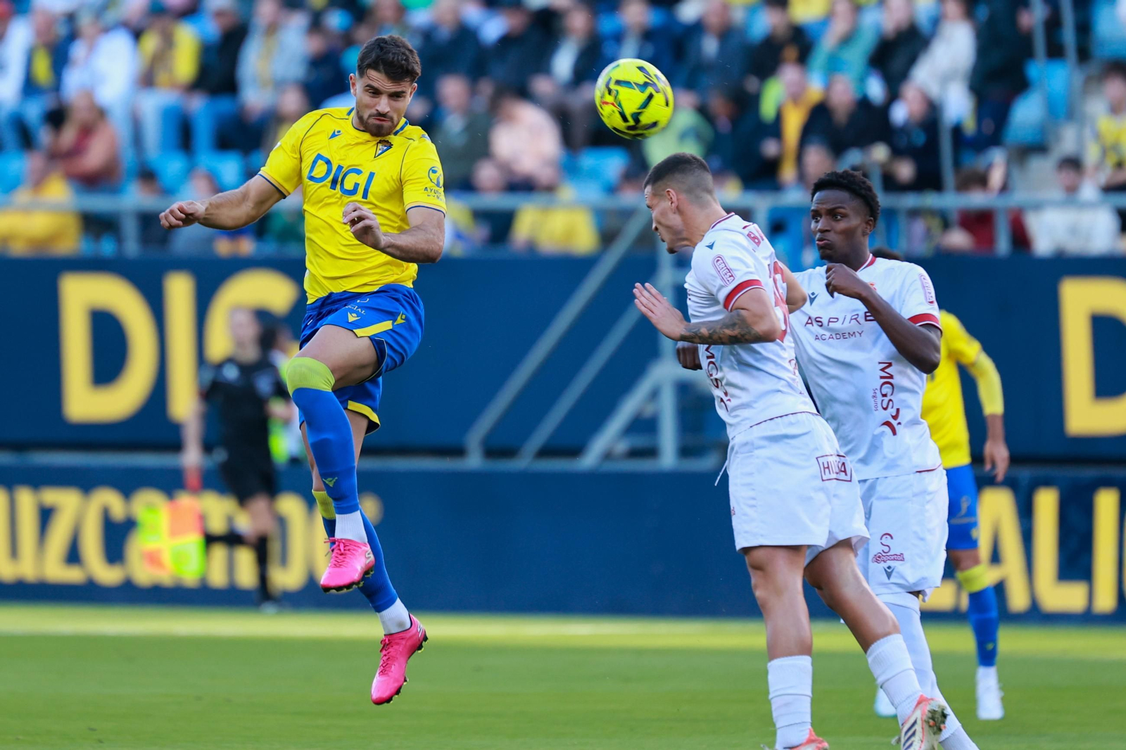 Las imágenes del Cádiz CF- Cultural Leonesa