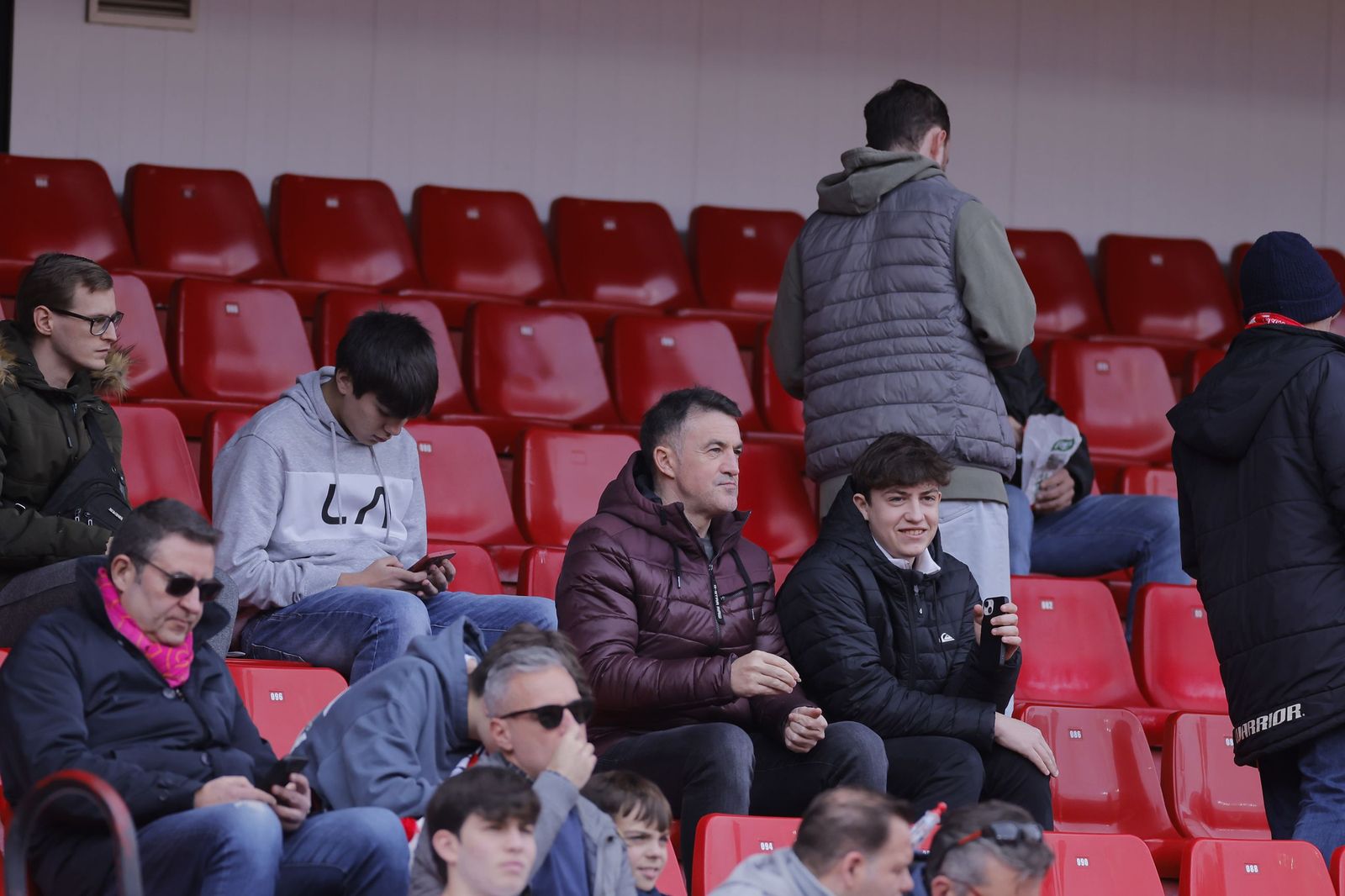 Búscate en las fotos del Sevilla - Girona