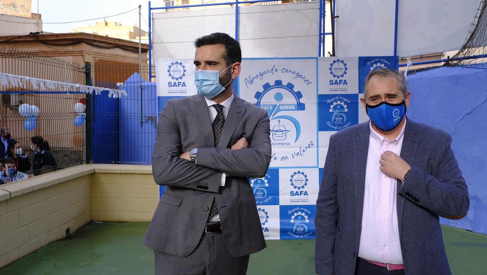 Imágenes de la visita del Alcalde de Almería al Colegio La Safa, por su 75 aniversario.