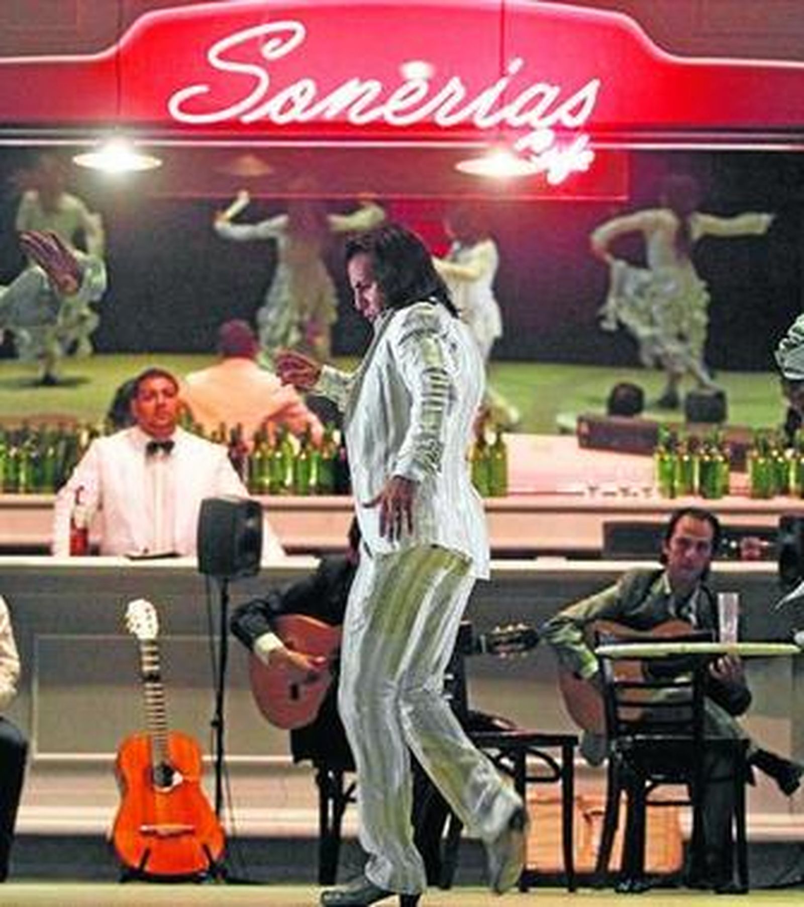 Farruquito bailó entre sones cubanos y cante jondo.