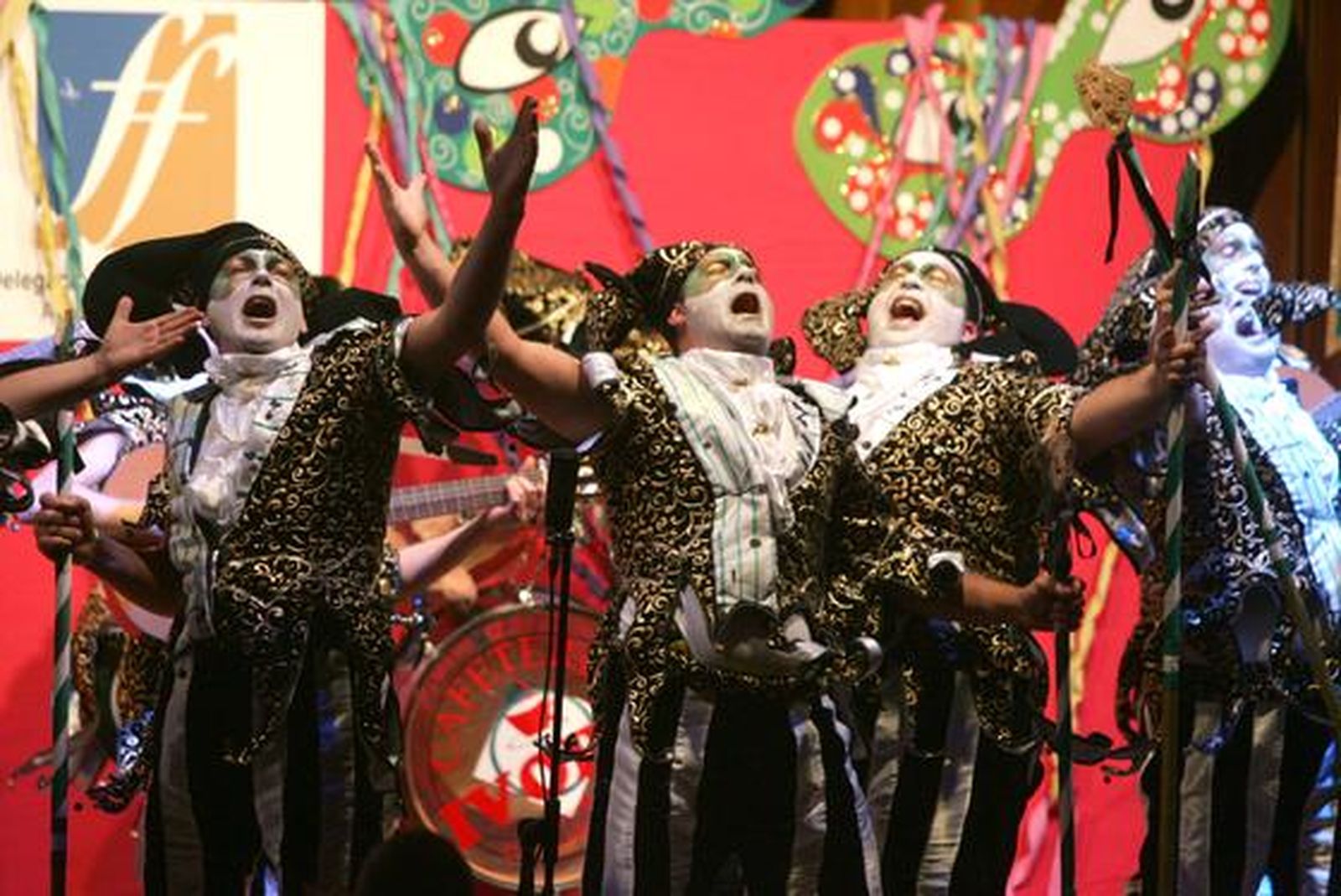 Comparsa algecireña 'Los bufones del zur'

Foto: José María Quiñones