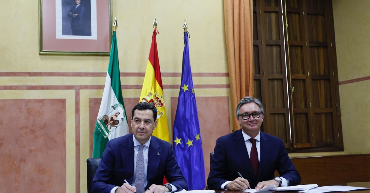 Moreno entrega a Vox la Vicepresidencia y la Consejería de Turismo