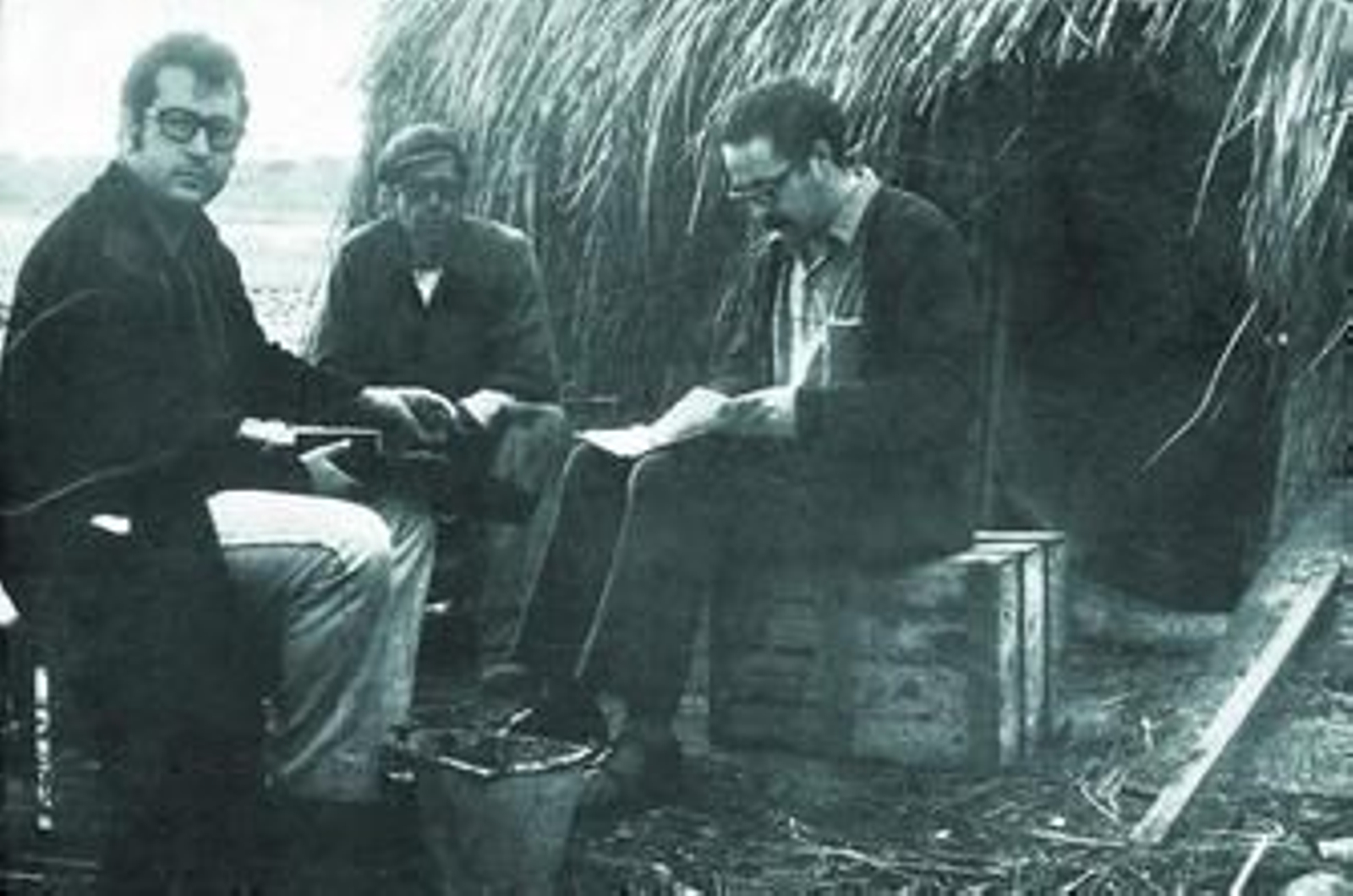 Manuel Piosa Rosado, ‘El Lirio’, con Manu Leguineche y Jesús Torbado. Manuel Piosa Rosado, ‘El Lirio’, con Manu Leguineche y Jesús Torbado.