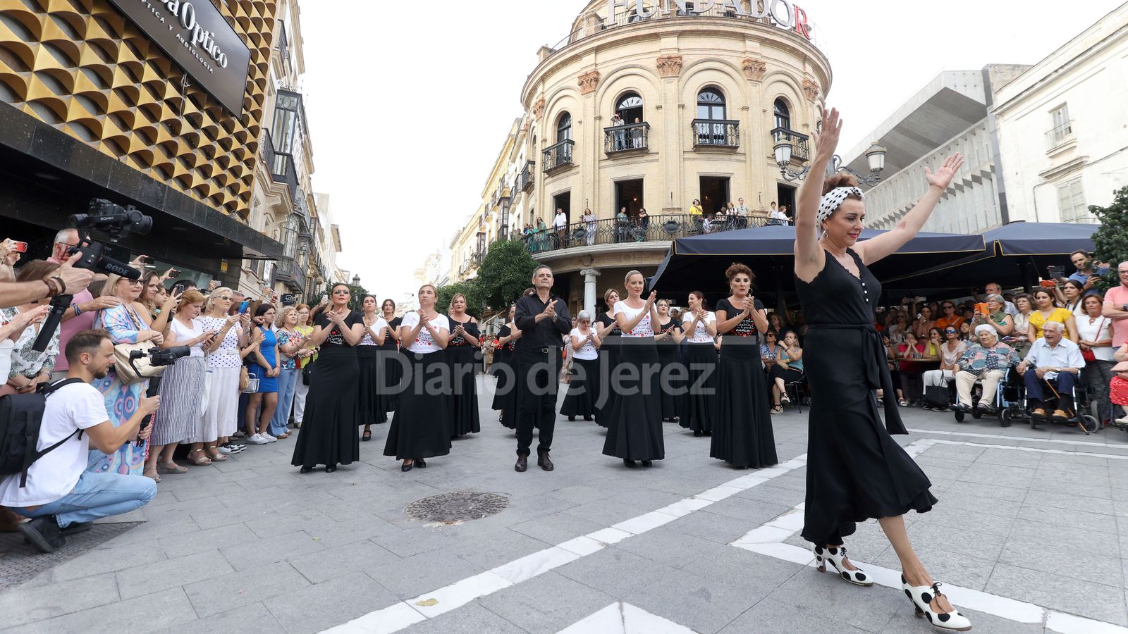 Flashmob de la academia de baile de Fani Muñoz en Jerez