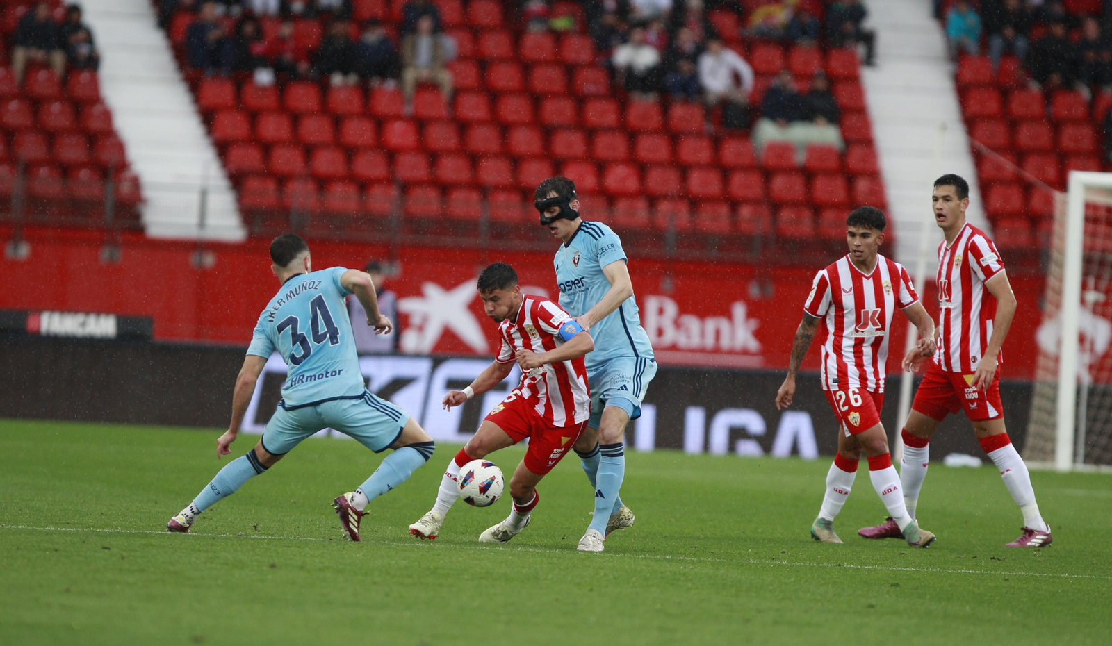 Las mejores imágenes del partido de fútbol U.D. Almería-C.A. Osasuna