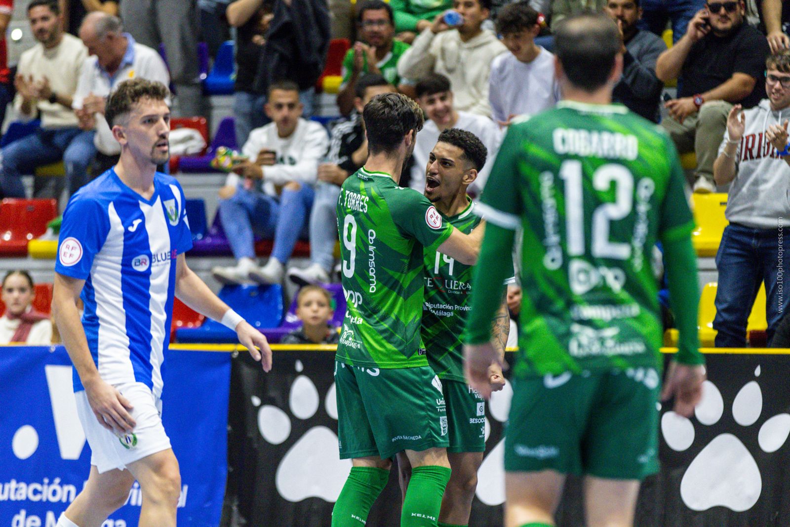 El UMA Antequera celebra un gol.